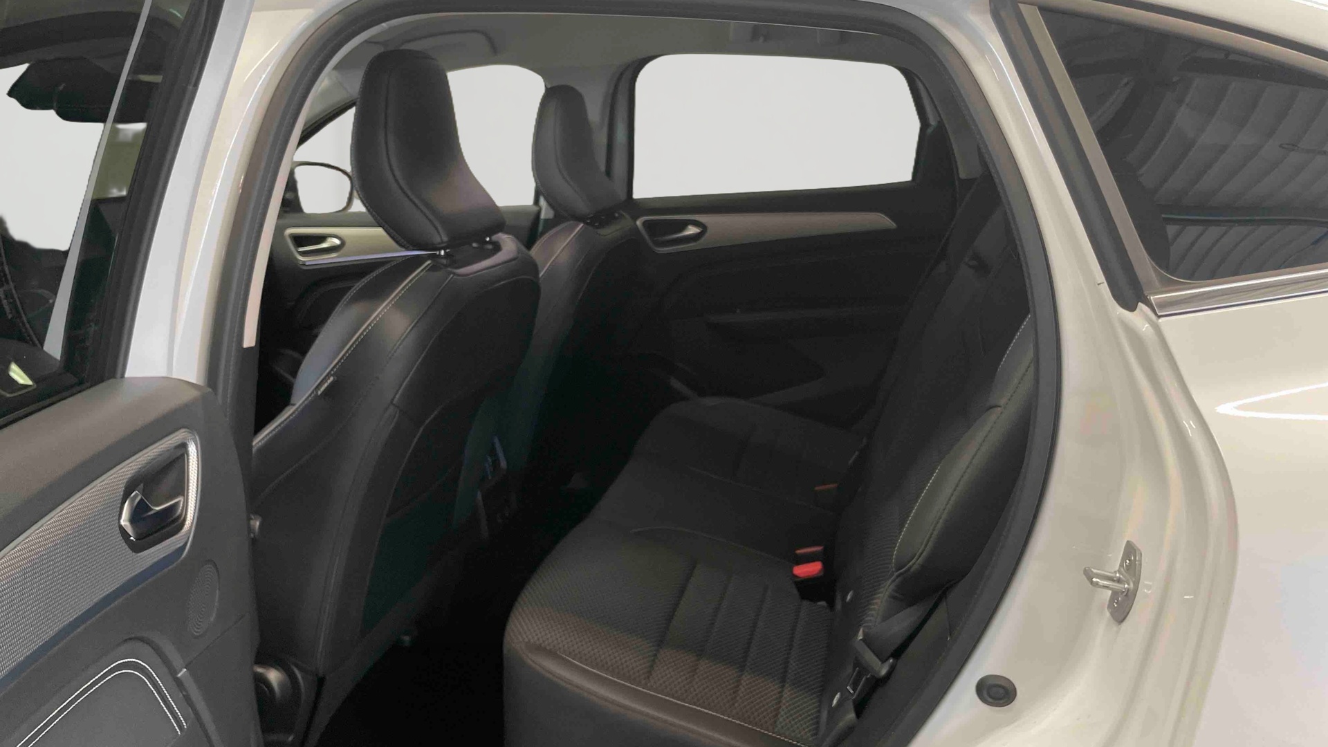 RENAULT ARKANA E-Tech 145 - 21B Intens