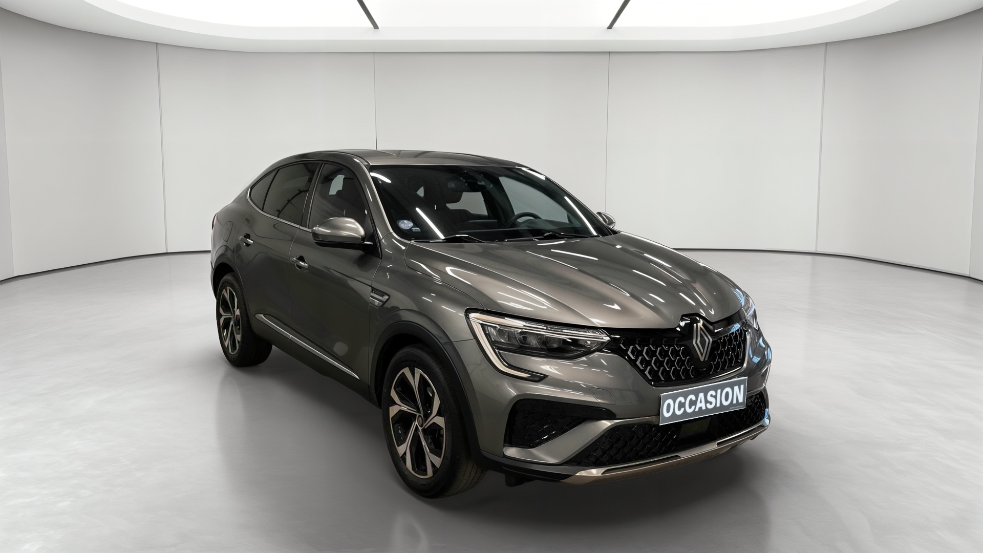 RENAULT ARKANA E-Tech 145 - 23 Techno