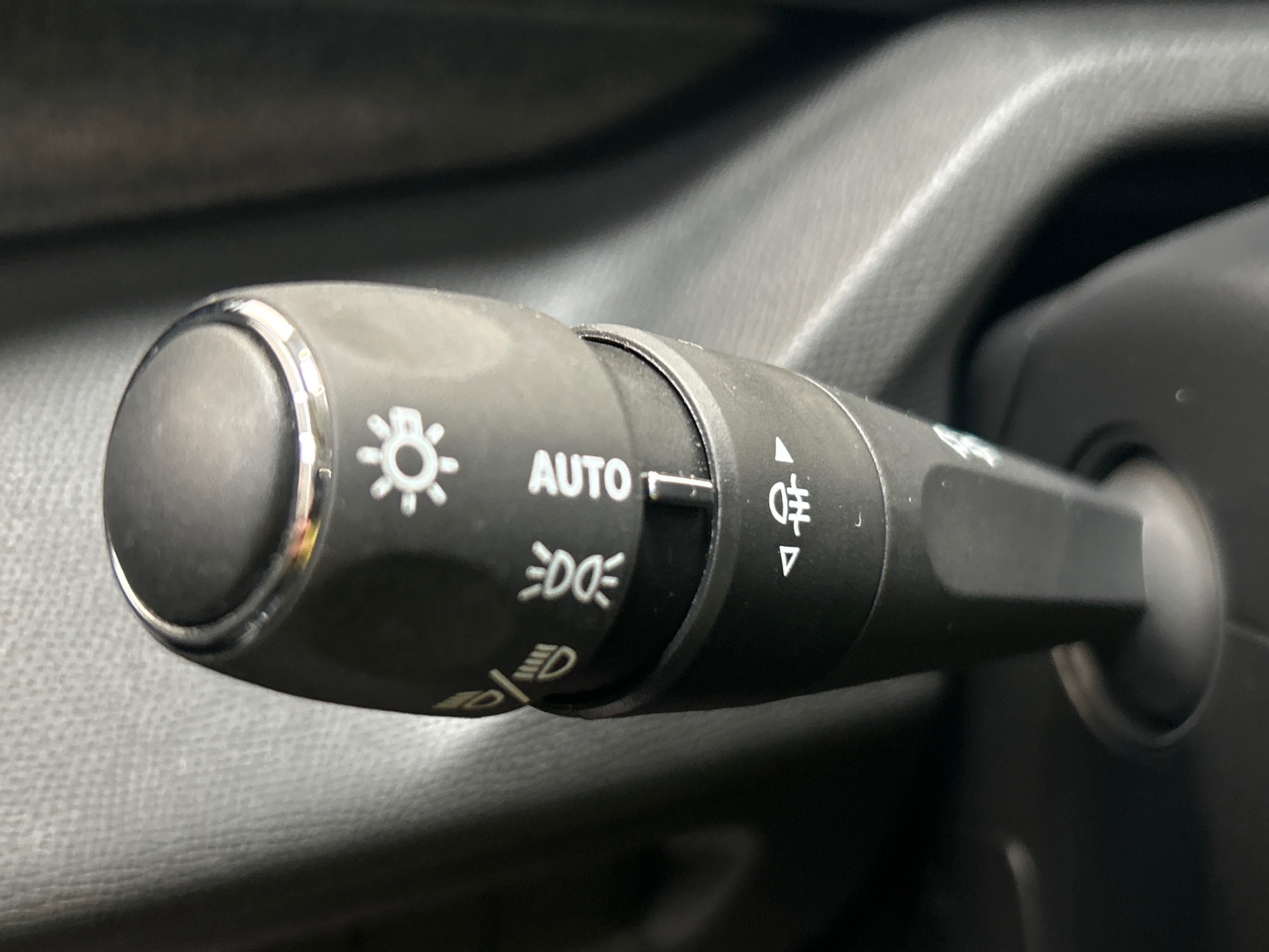 PEUGEOT 308 Allure BlueHDI 130 ch S&S EAT8