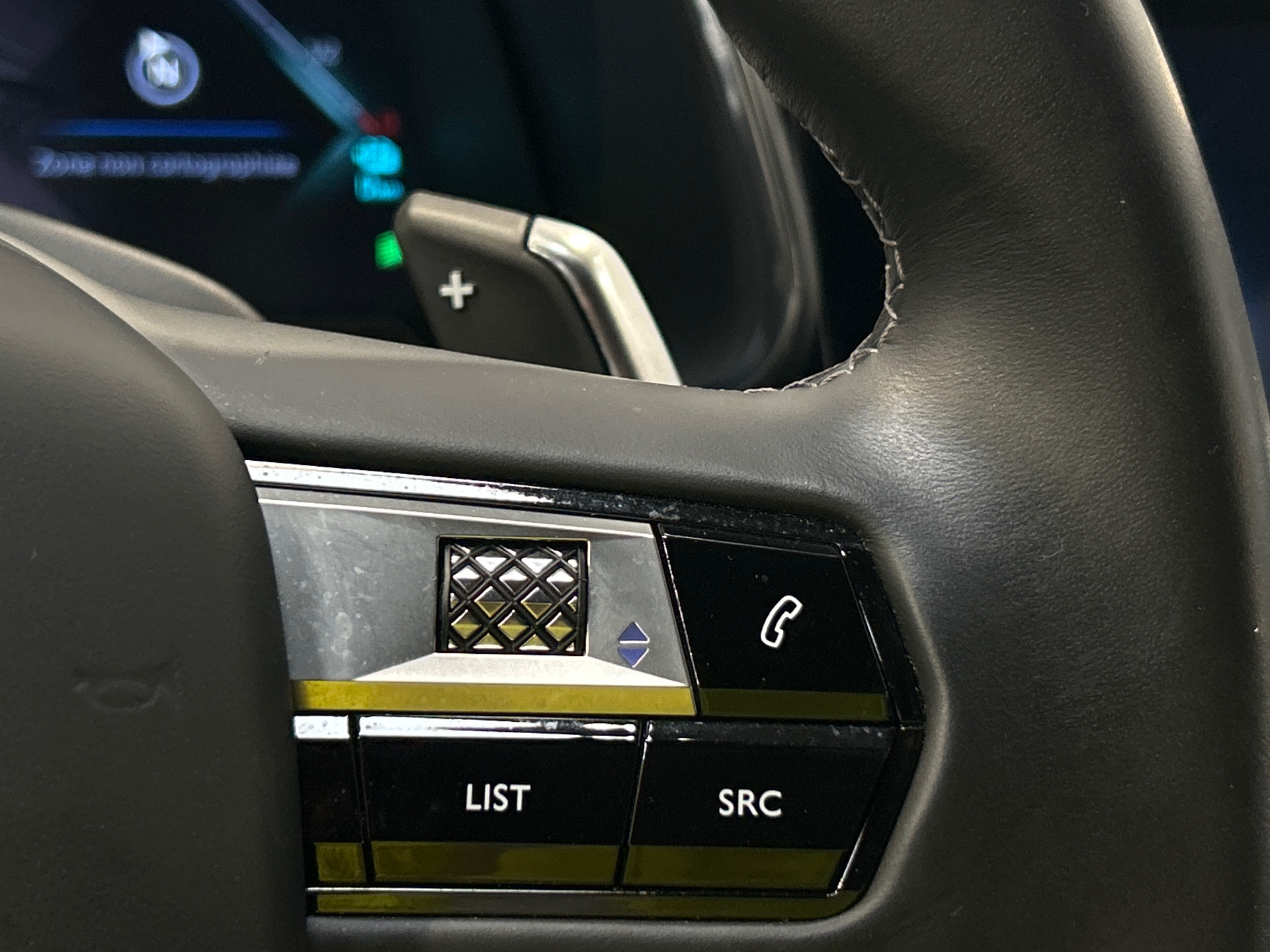 DS DS7 CROSSBACK E-TENSE 225 RIVOLI