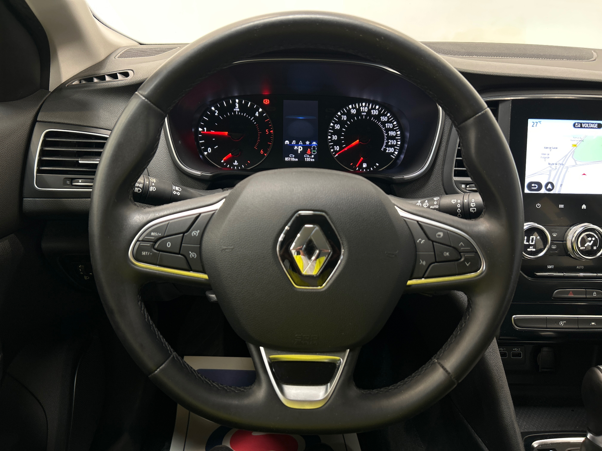 RENAULT MEGANE IV BERLINE Business Blue dCi 115 EDC