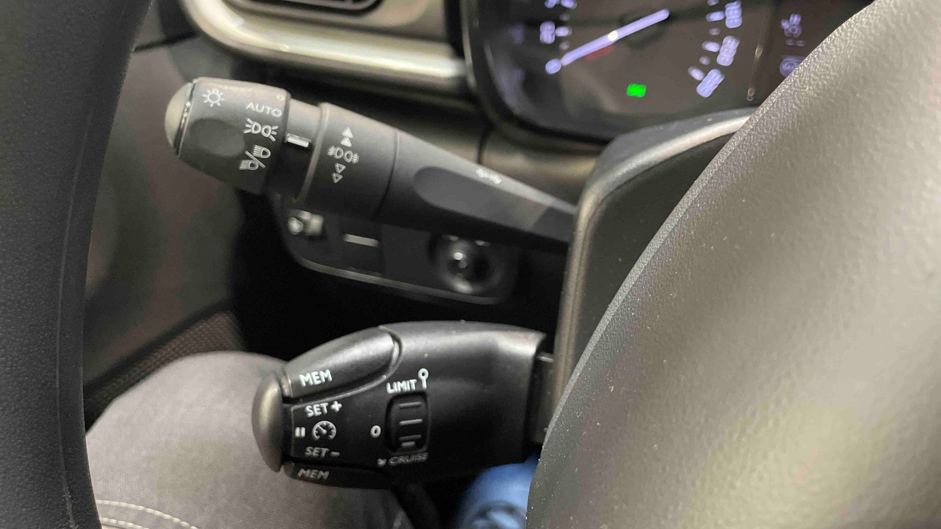 CITROEN C3 PureTech 83 S&S BVM5 C-Series