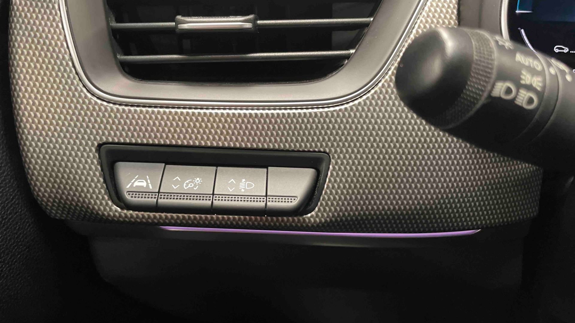 RENAULT ARKANA E-Tech 145 - 23 Techno