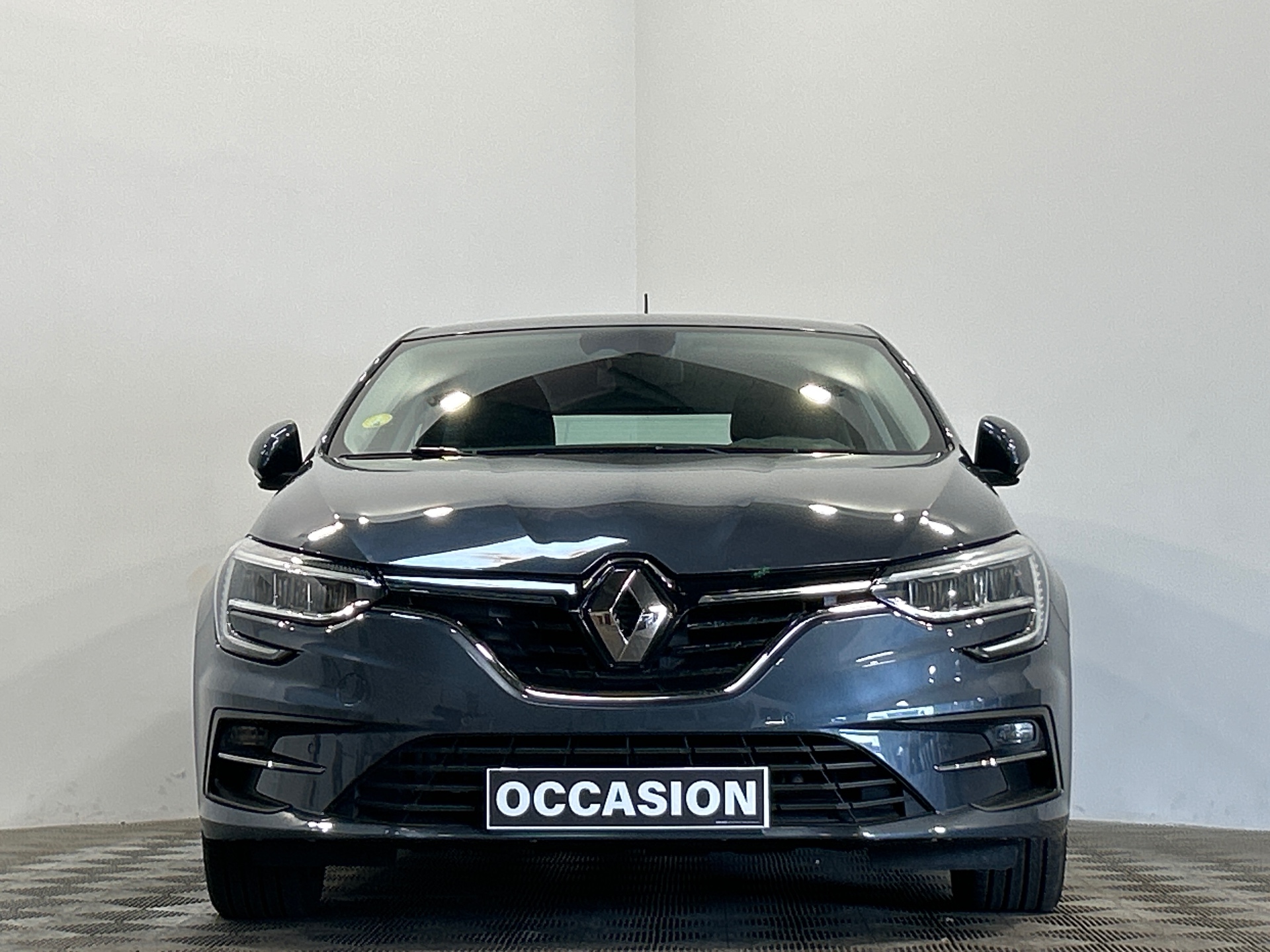 RENAULT MEGANE IV BERLINE Business Blue dCi 115 EDC