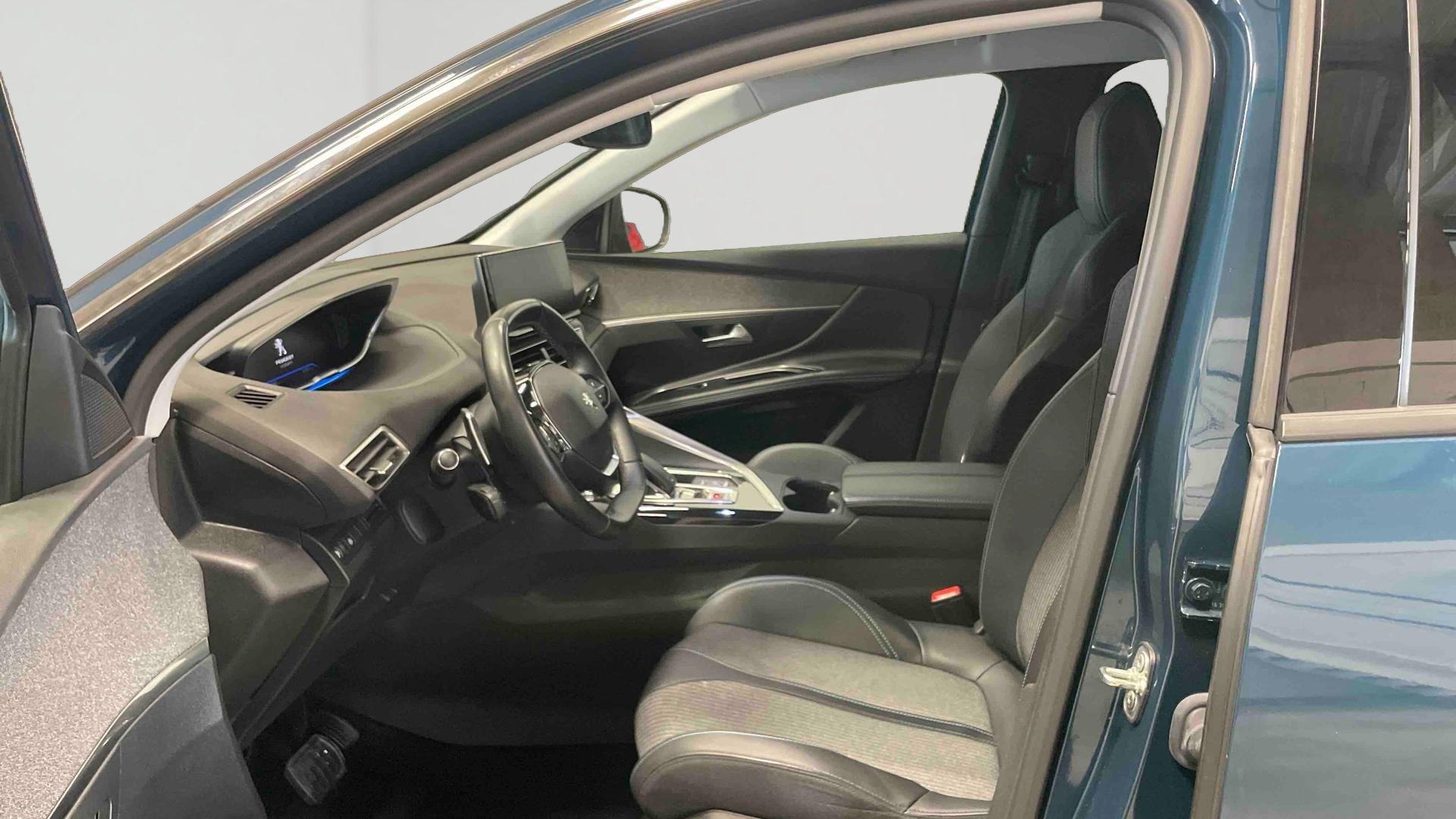 PEUGEOT 3008 BlueHDi 130ch S&S EAT8 Allure Pack