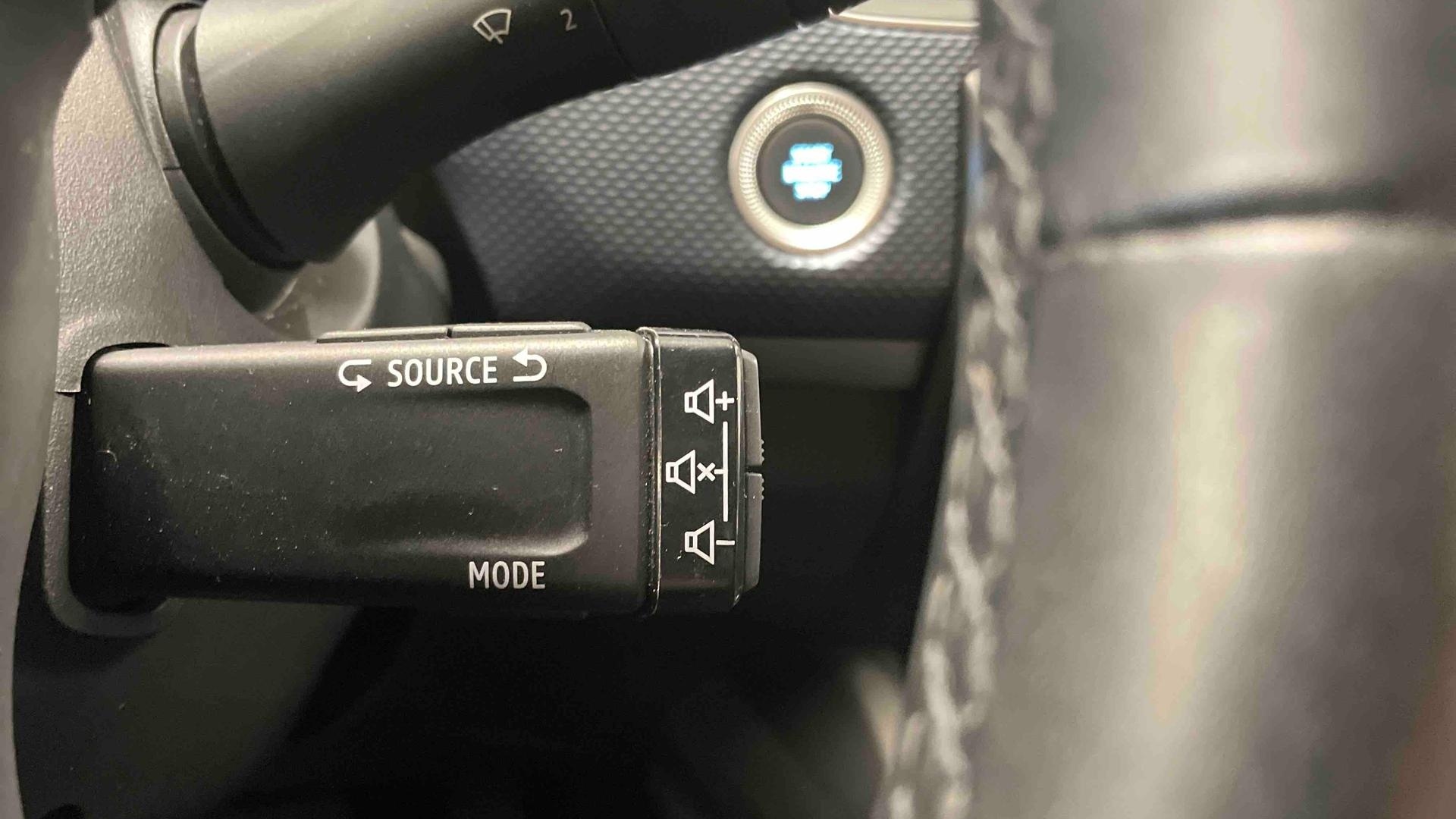 RENAULT ARKANA E-Tech 145 - 23 Evolution