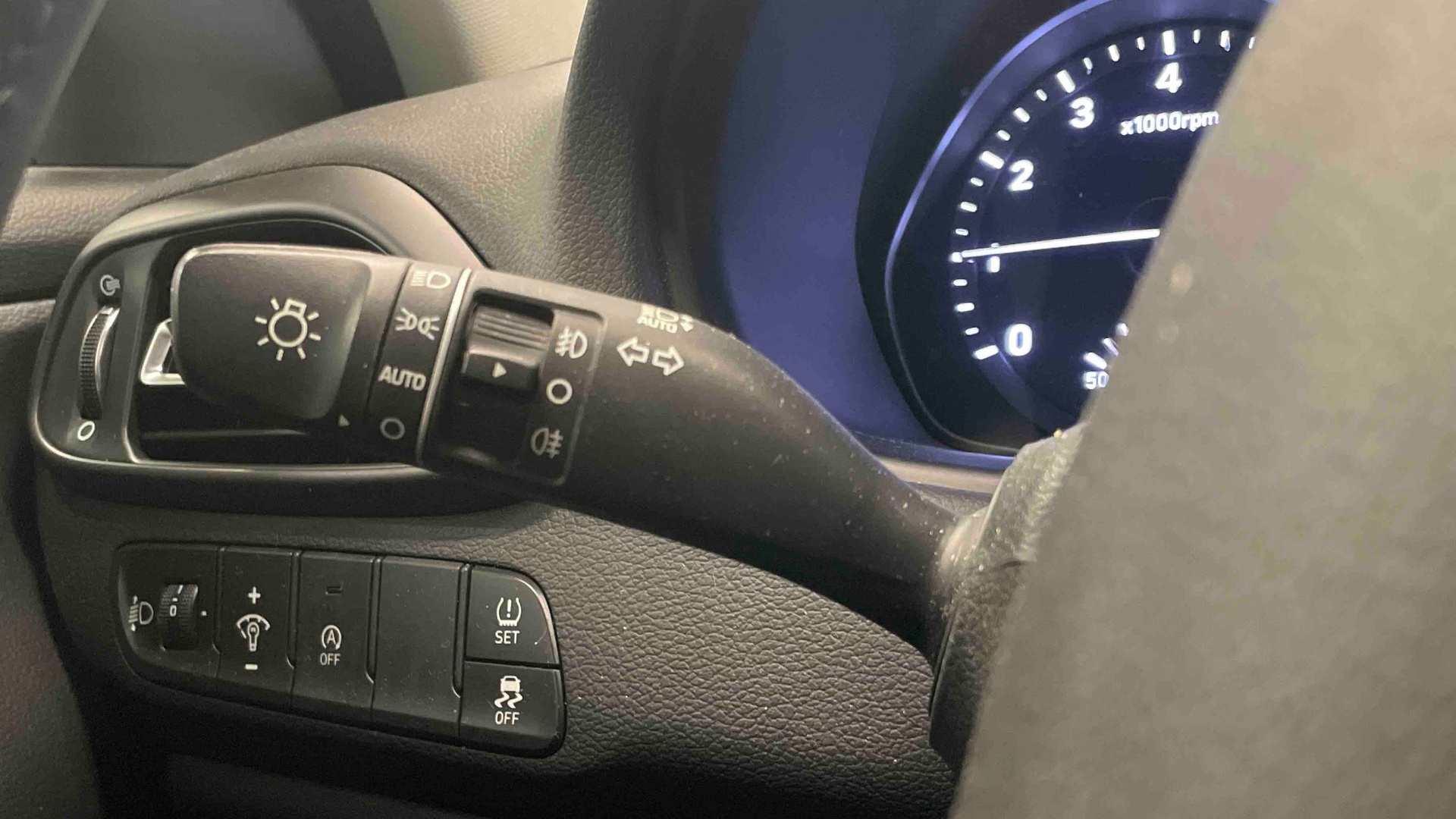 HYUNDAI i30 1.0 T-GDi 120 DCT-7 Hybrid 48V Creative