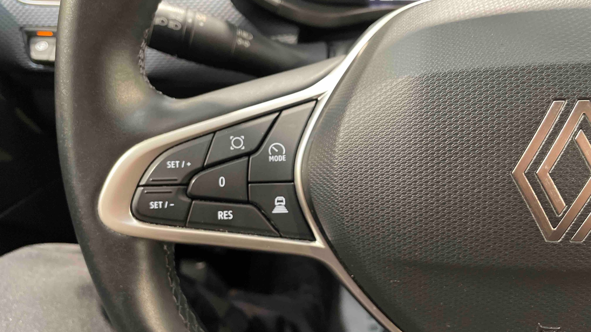 RENAULT ARKANA E-Tech full hybrid 145 GSR2 Evolution