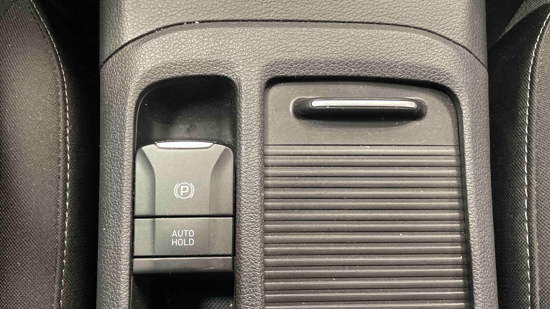 HYUNDAI i30 1.0 T-GDi 120 DCT-7 Hybrid 48V Creative
