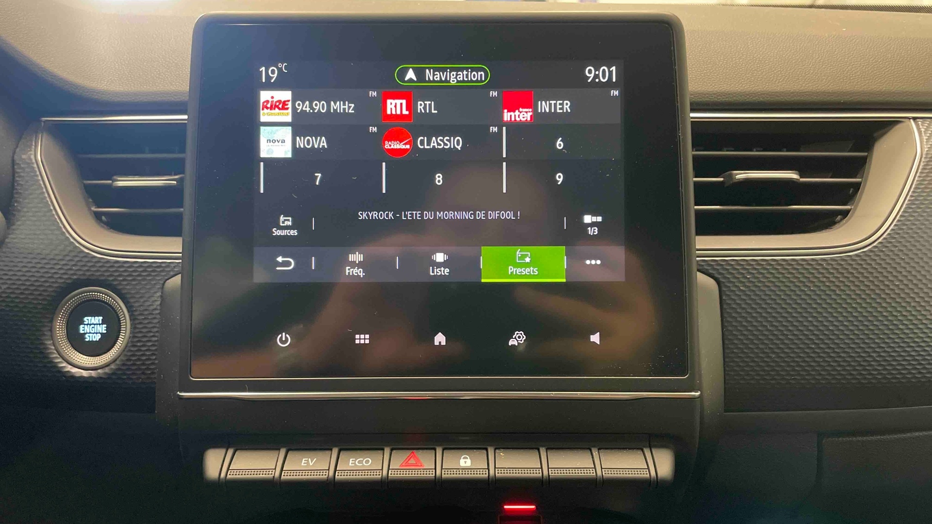 RENAULT ARKANA E-Tech 145 Business