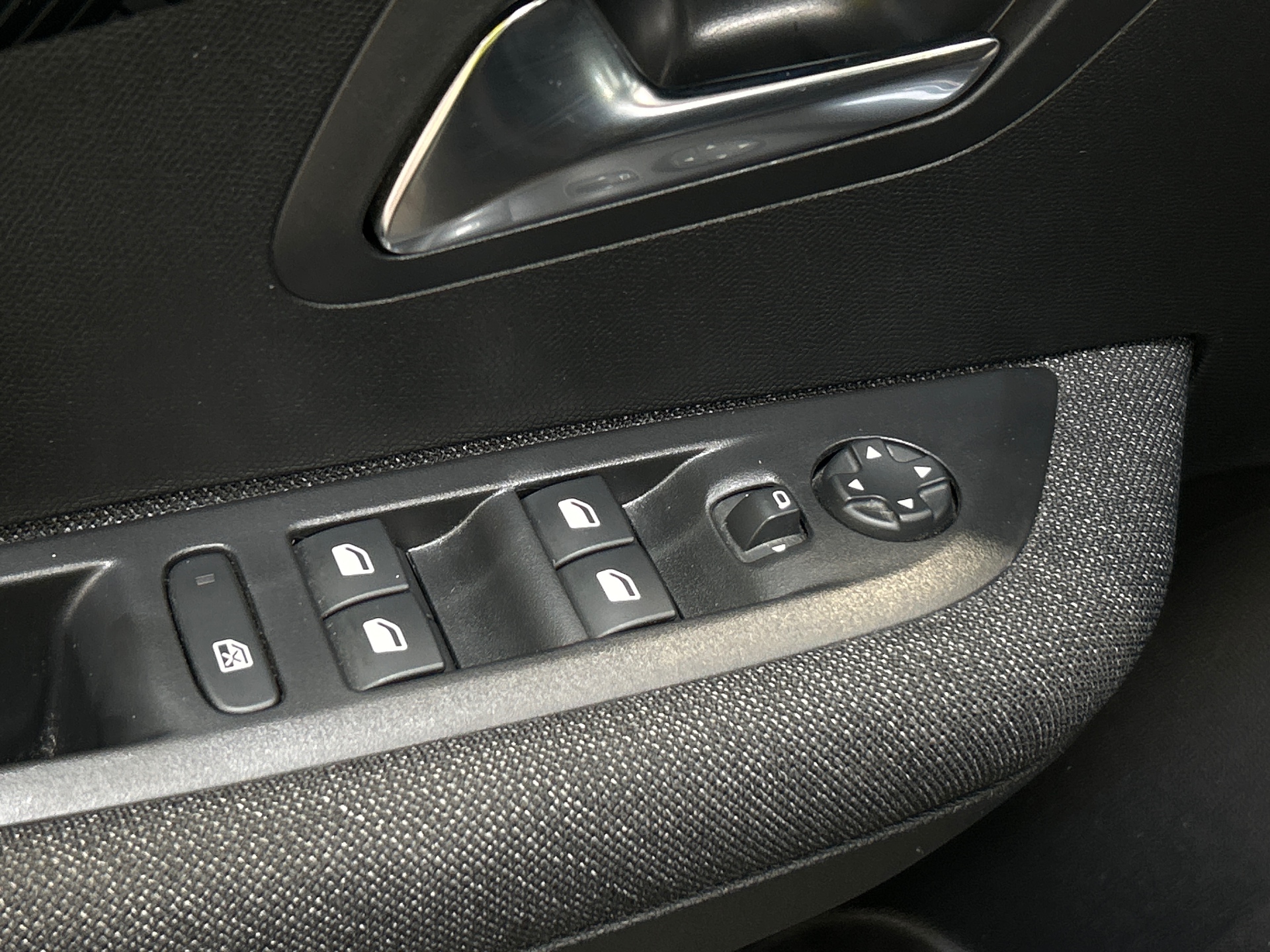 PEUGEOT 208 Style 100 ch BVM6