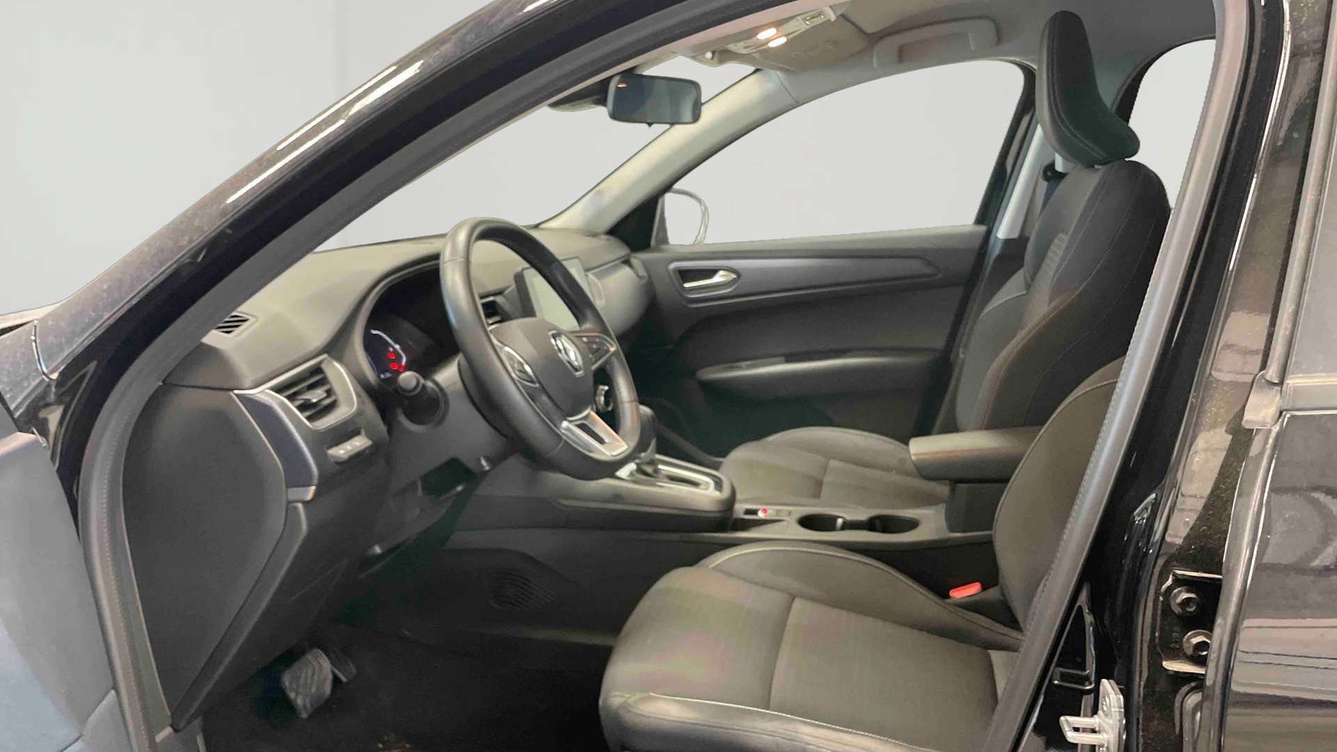 RENAULT ARKANA E-Tech 145 Business