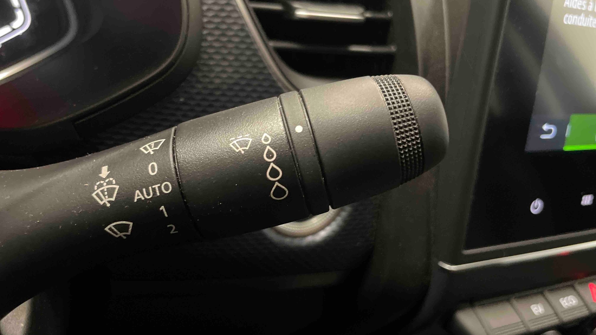 RENAULT ARKANA E-Tech 145 Business