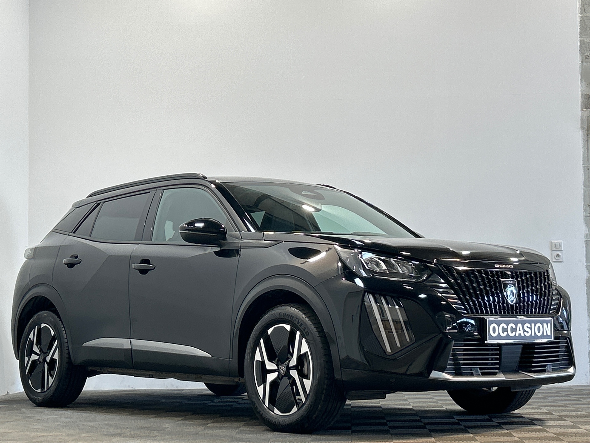 PEUGEOT 2008 Allure 130 ch S&S EAT8