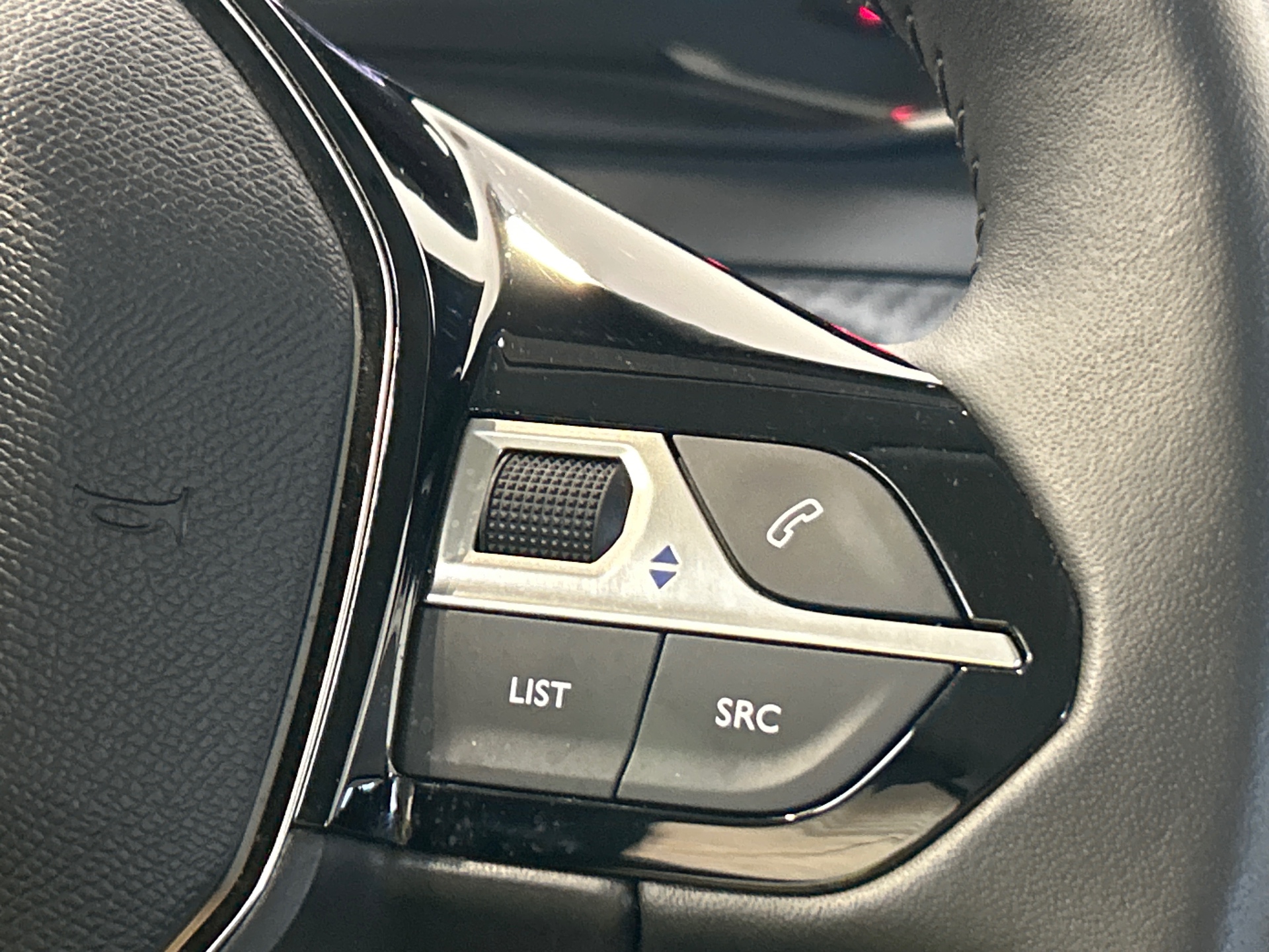 PEUGEOT 208 Style 100 ch BVM6