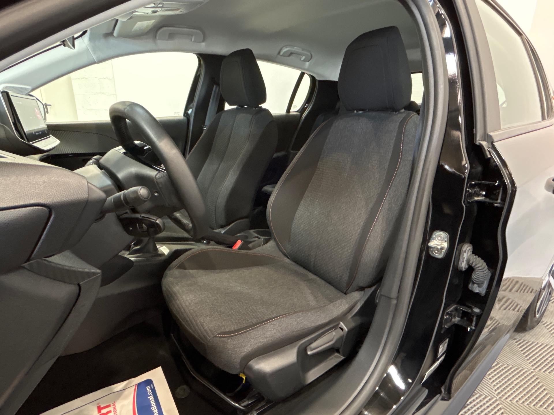 PEUGEOT 208 Style 100 ch BVM6