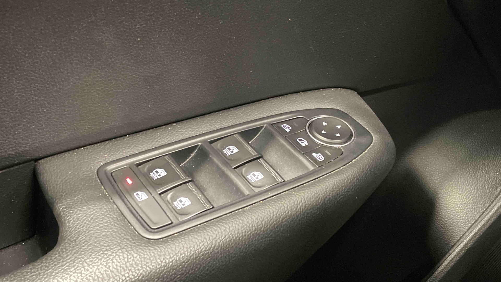 RENAULT ARKANA E-Tech 145 Business