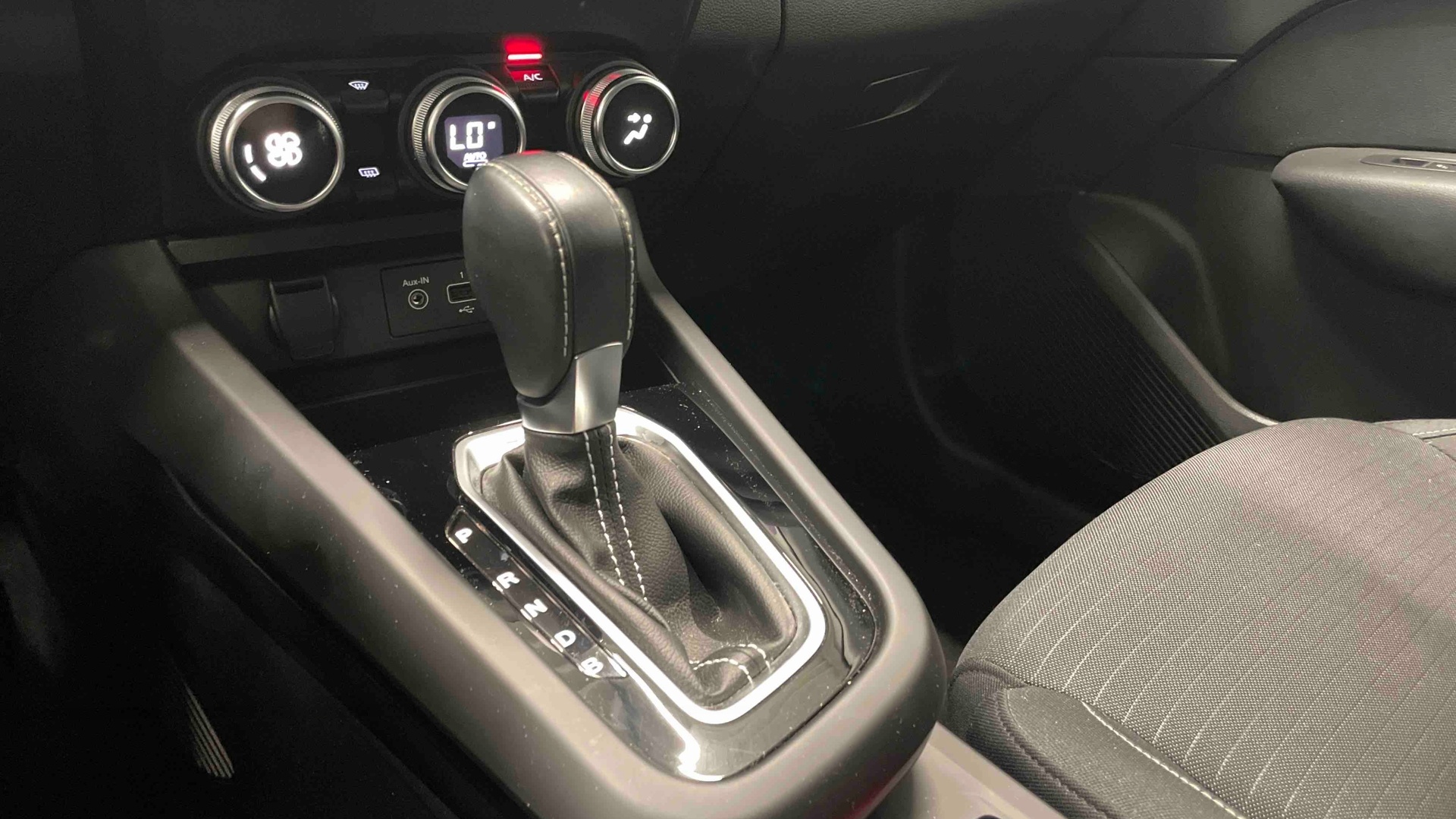 RENAULT ARKANA E-Tech 145 Business