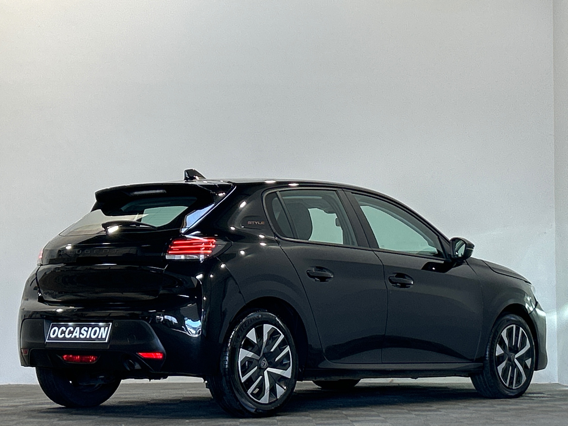PEUGEOT 208 Style 100 ch BVM6