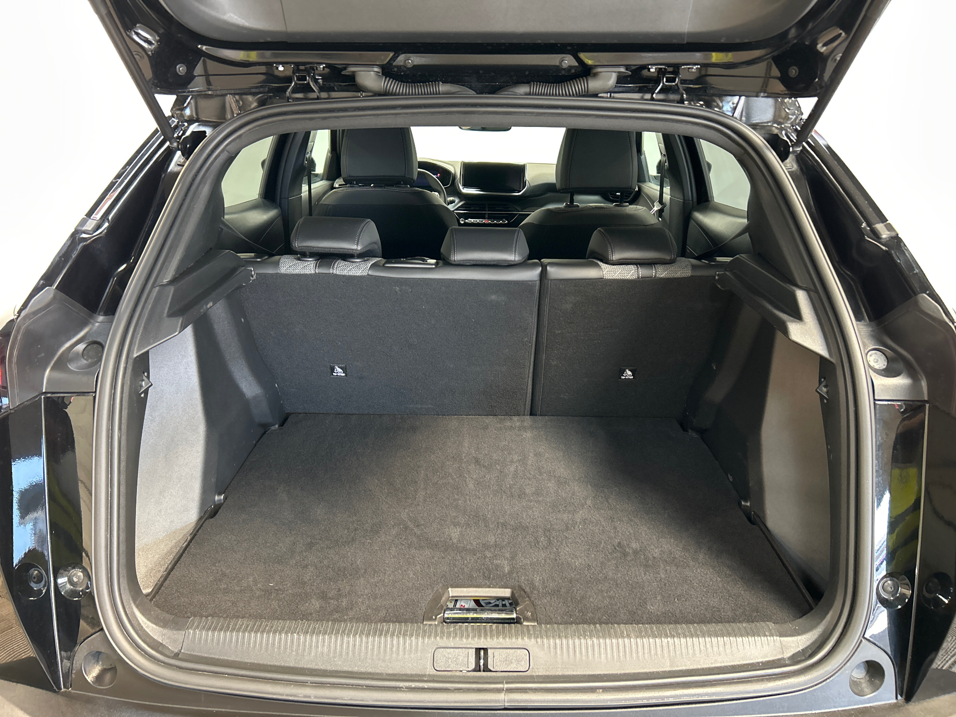 PEUGEOT 2008 Allure 130 ch S&S EAT8