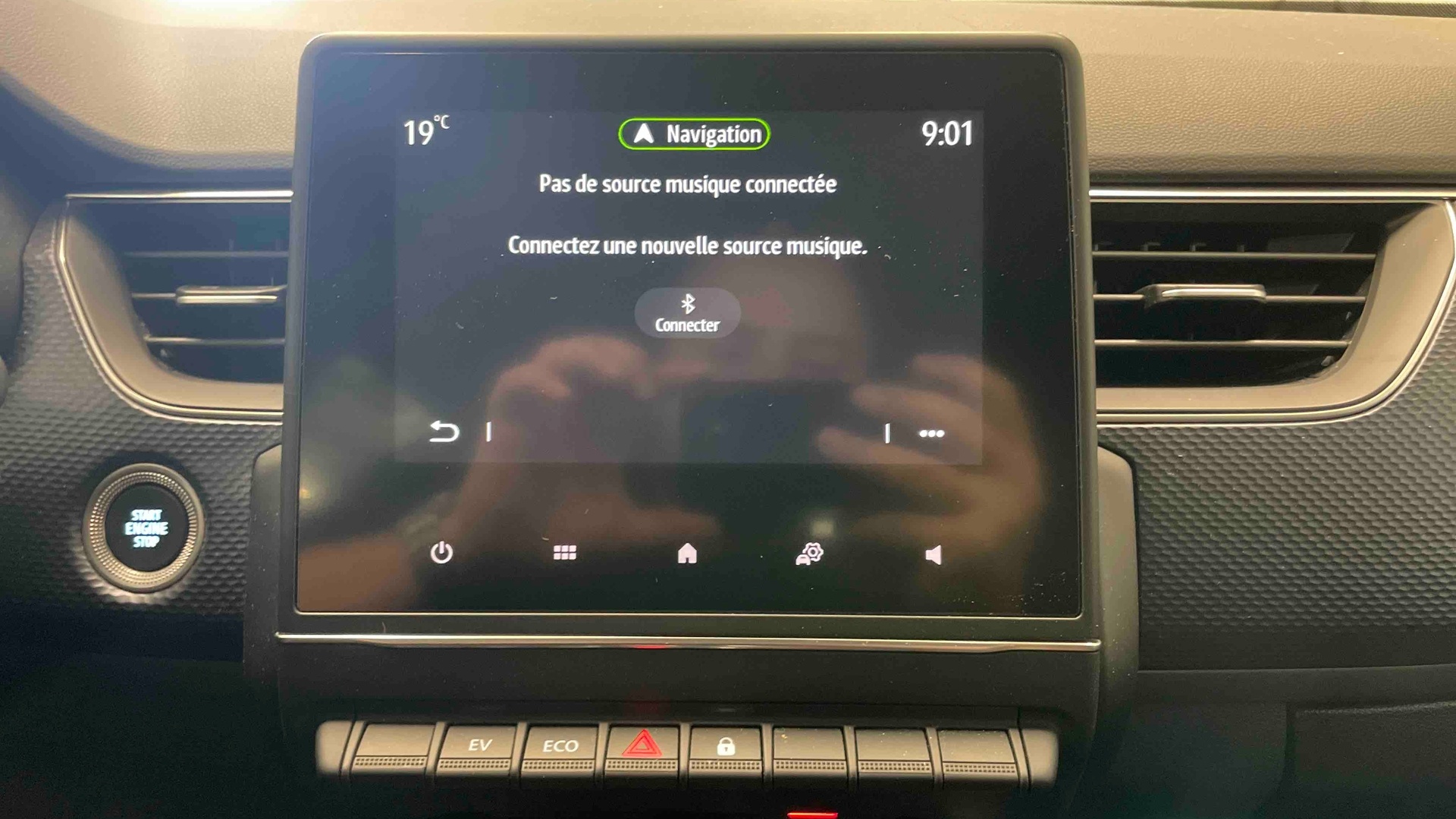 RENAULT ARKANA E-Tech 145 Business