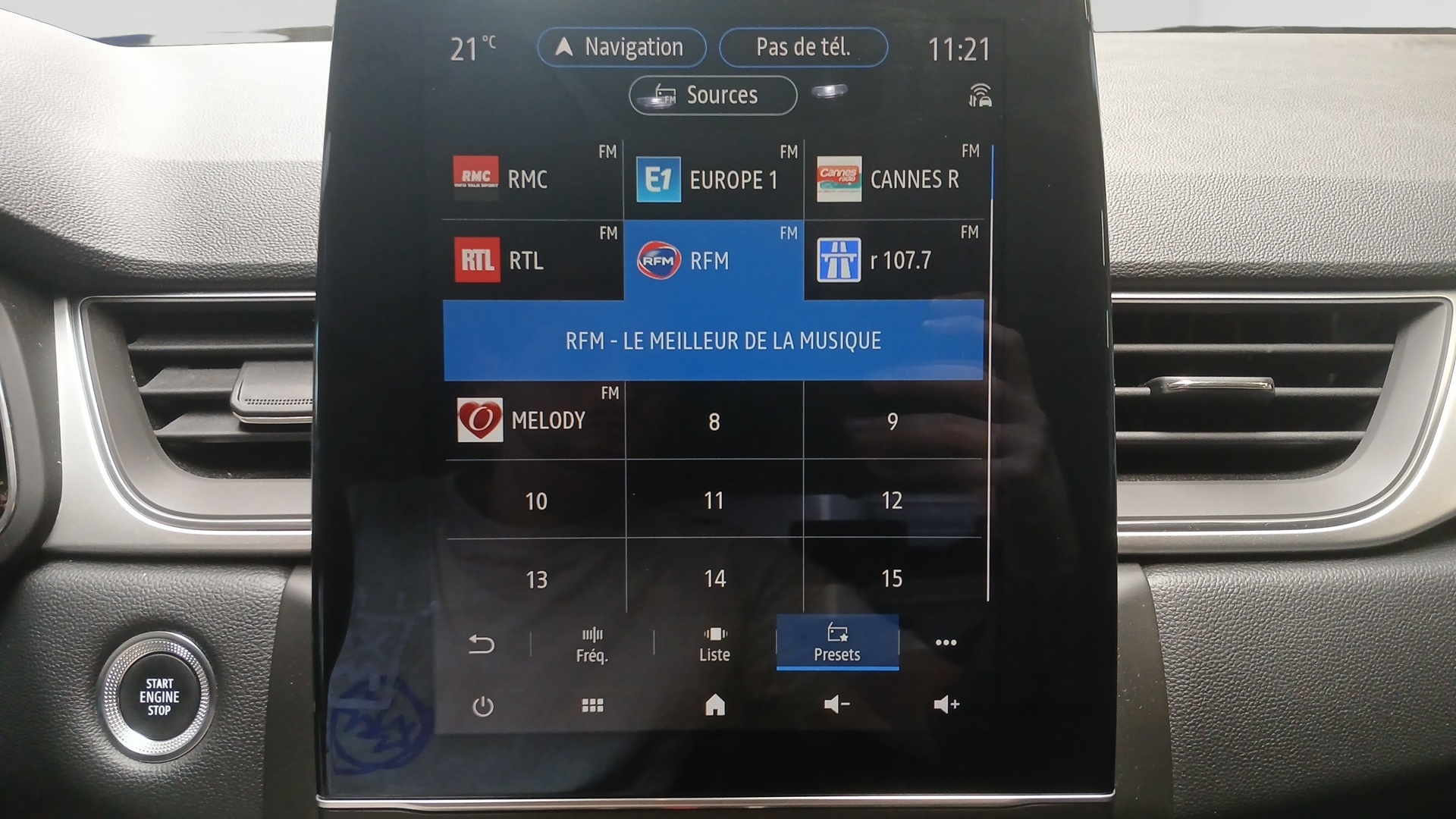 RENAULT CAPTUR techno fast track E-Tech hybride 145