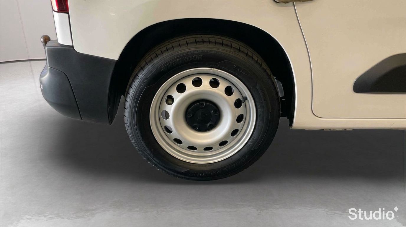 PEUGEOT PARTNER FOURGON Standard 650kg BlueHDi 130ch S&S Asphalt EAT8