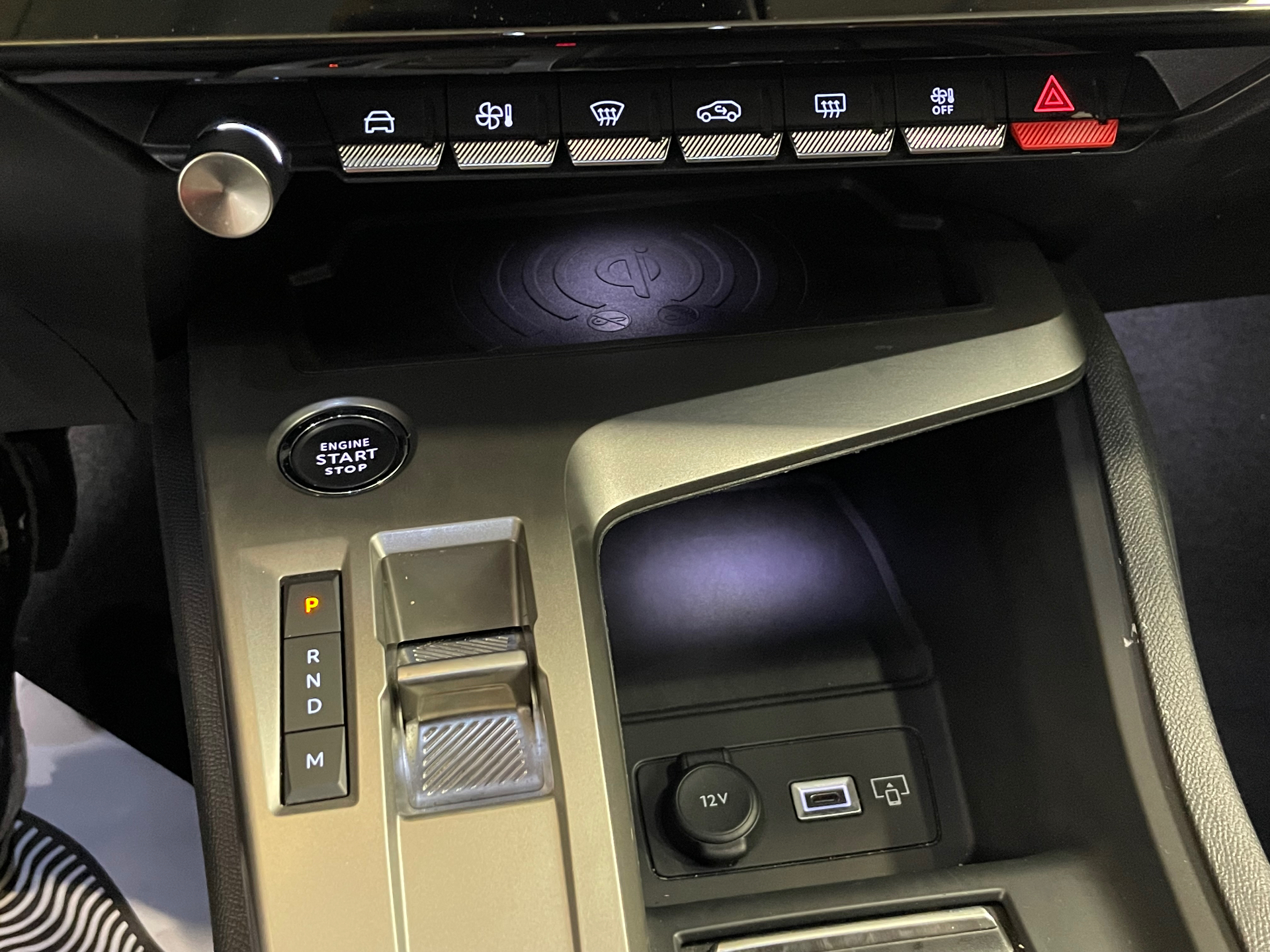 PEUGEOT 408 Hybrid 145 e-DCS6 Allure