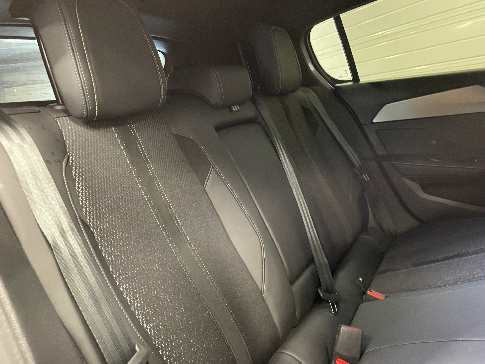 PEUGEOT 308 Hybrid 145 e-DCS6 GT