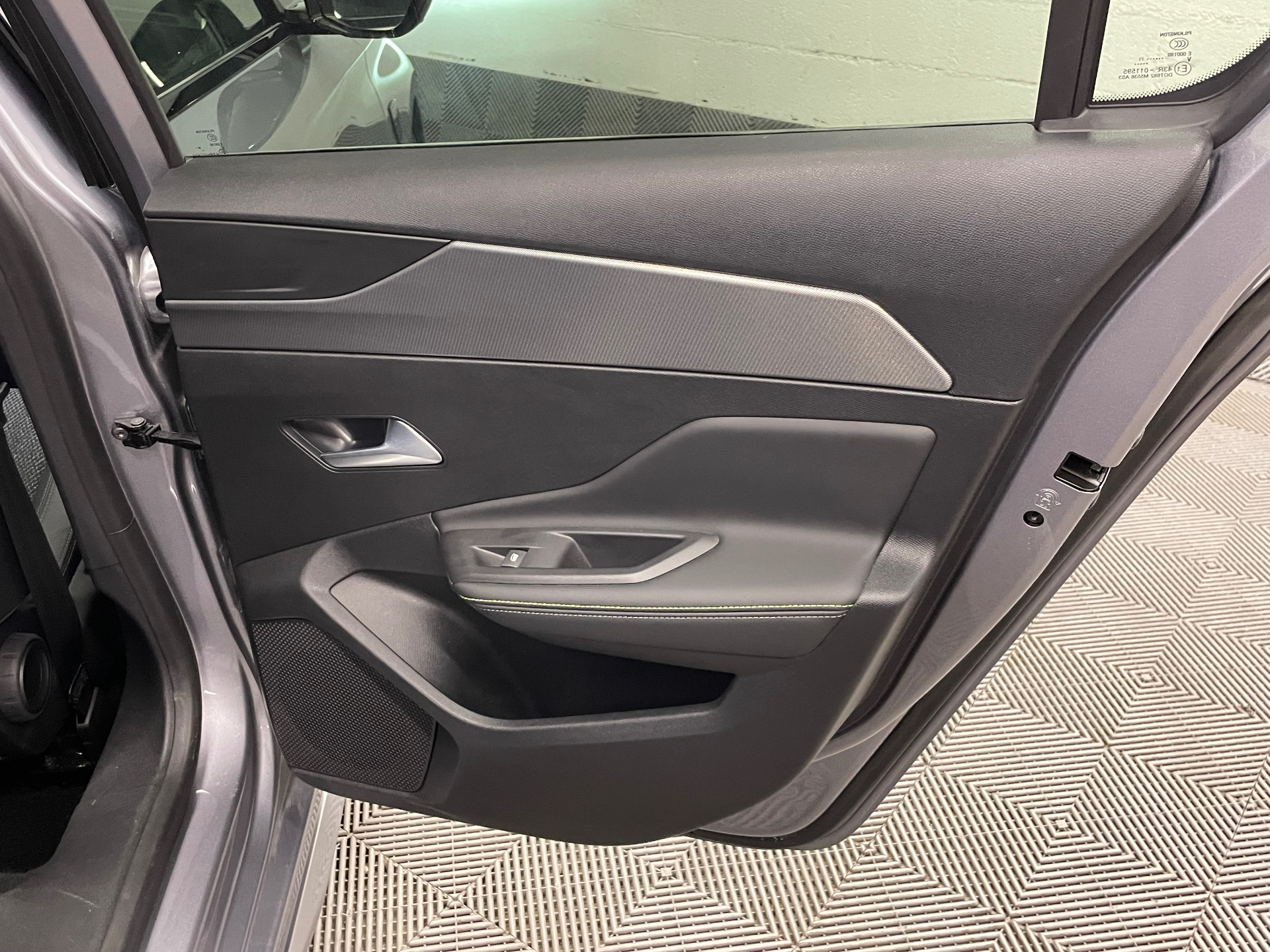 PEUGEOT 308 Hybrid 145 e-DCS6 GT