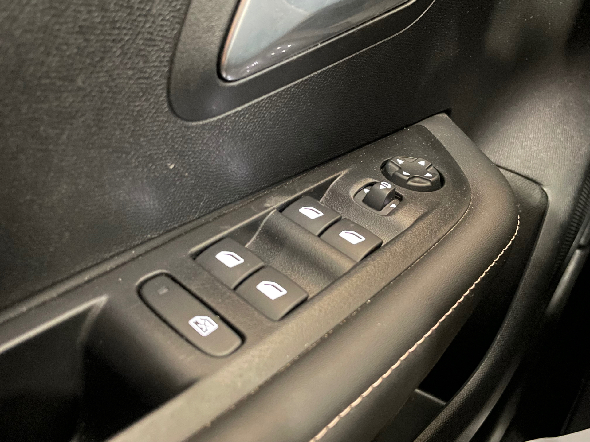 PEUGEOT 208 100 S&S BVM6 Allure