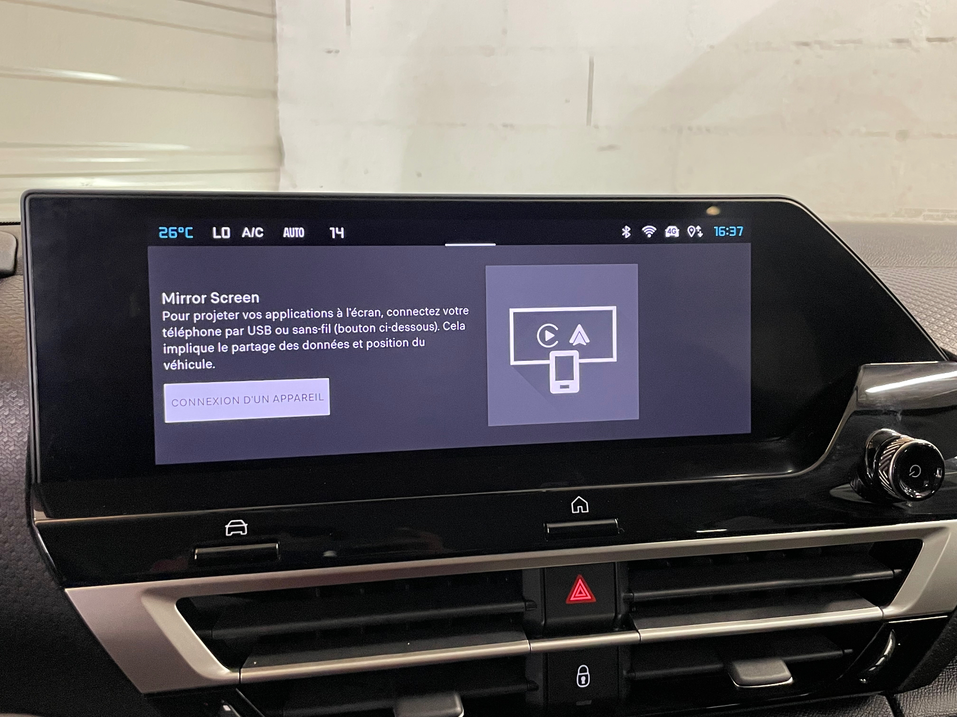 CITROEN C4 Hybride 145 ch e-DCS6 Plus