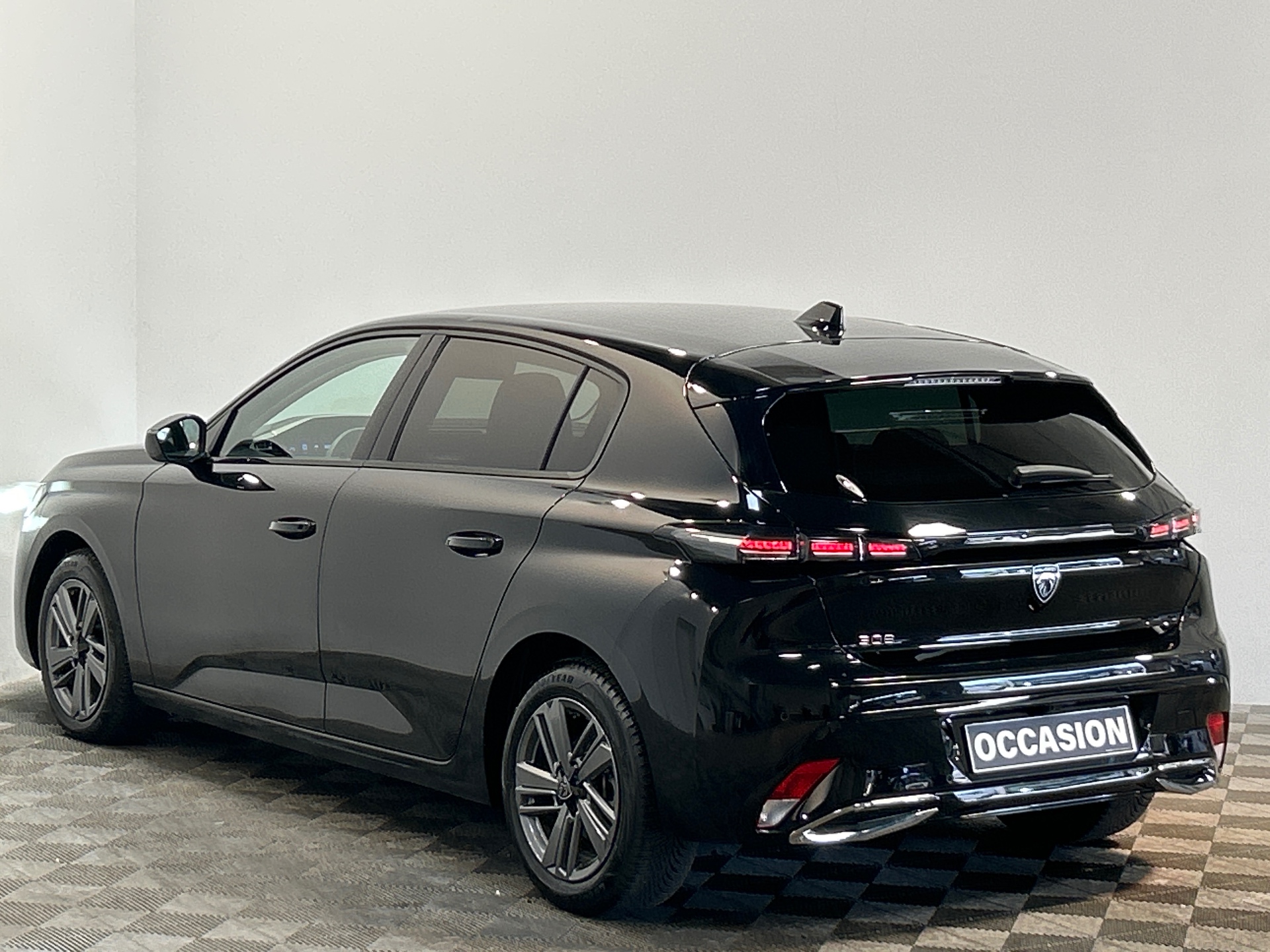 PEUGEOT 308 Berline Allure 130 ch S&S BVM6