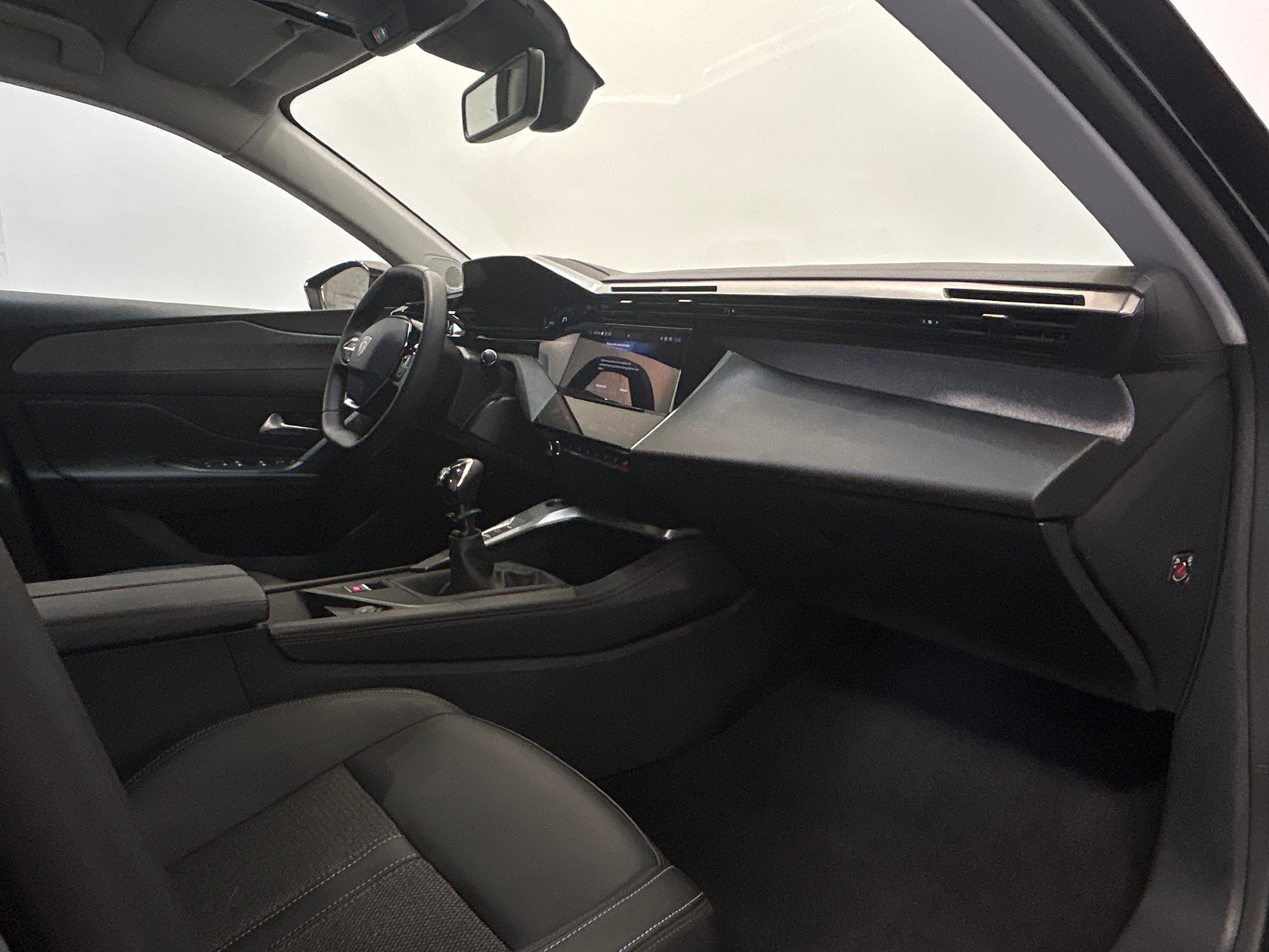 PEUGEOT 308 Berline Allure 130 ch S&S BVM6