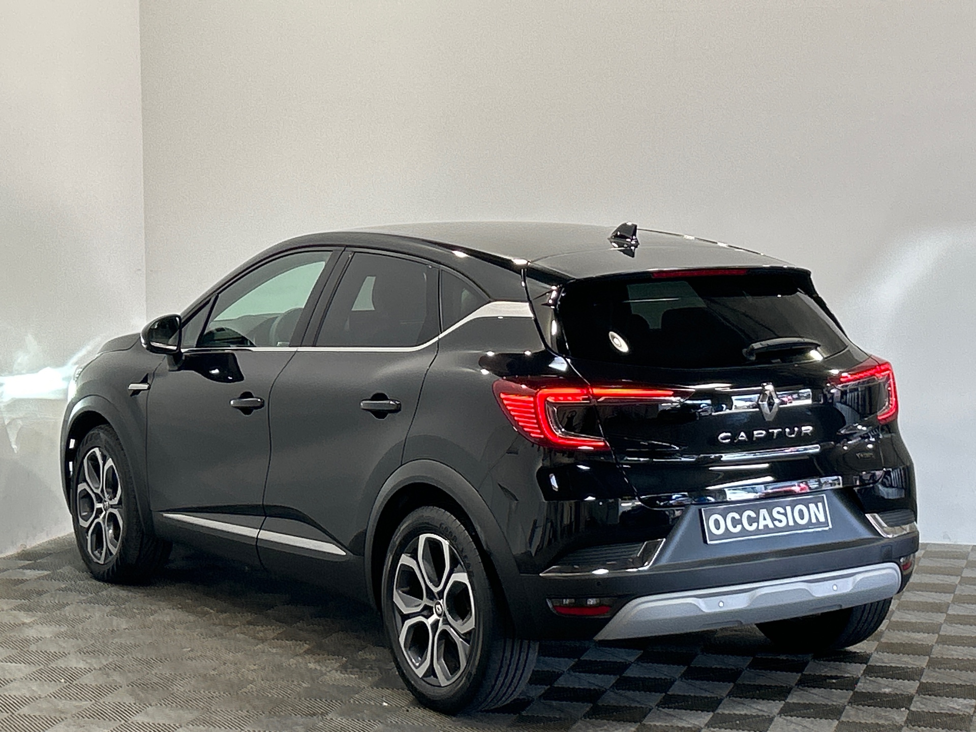 RENAULT CAPTUR E-Tech full hybrid 145 Techno