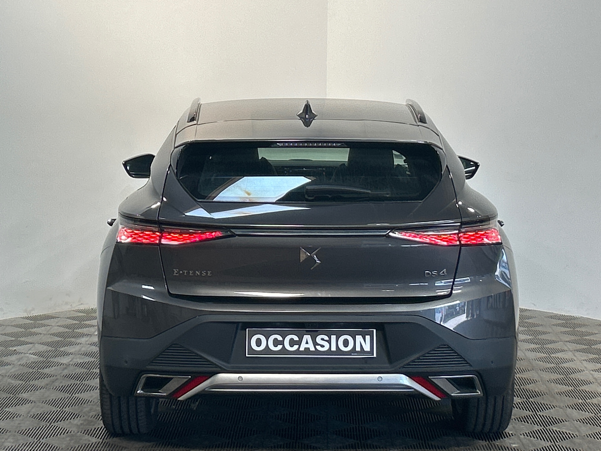 DS DS 4 4 E-TENSE 225 CROSS TROCADERO