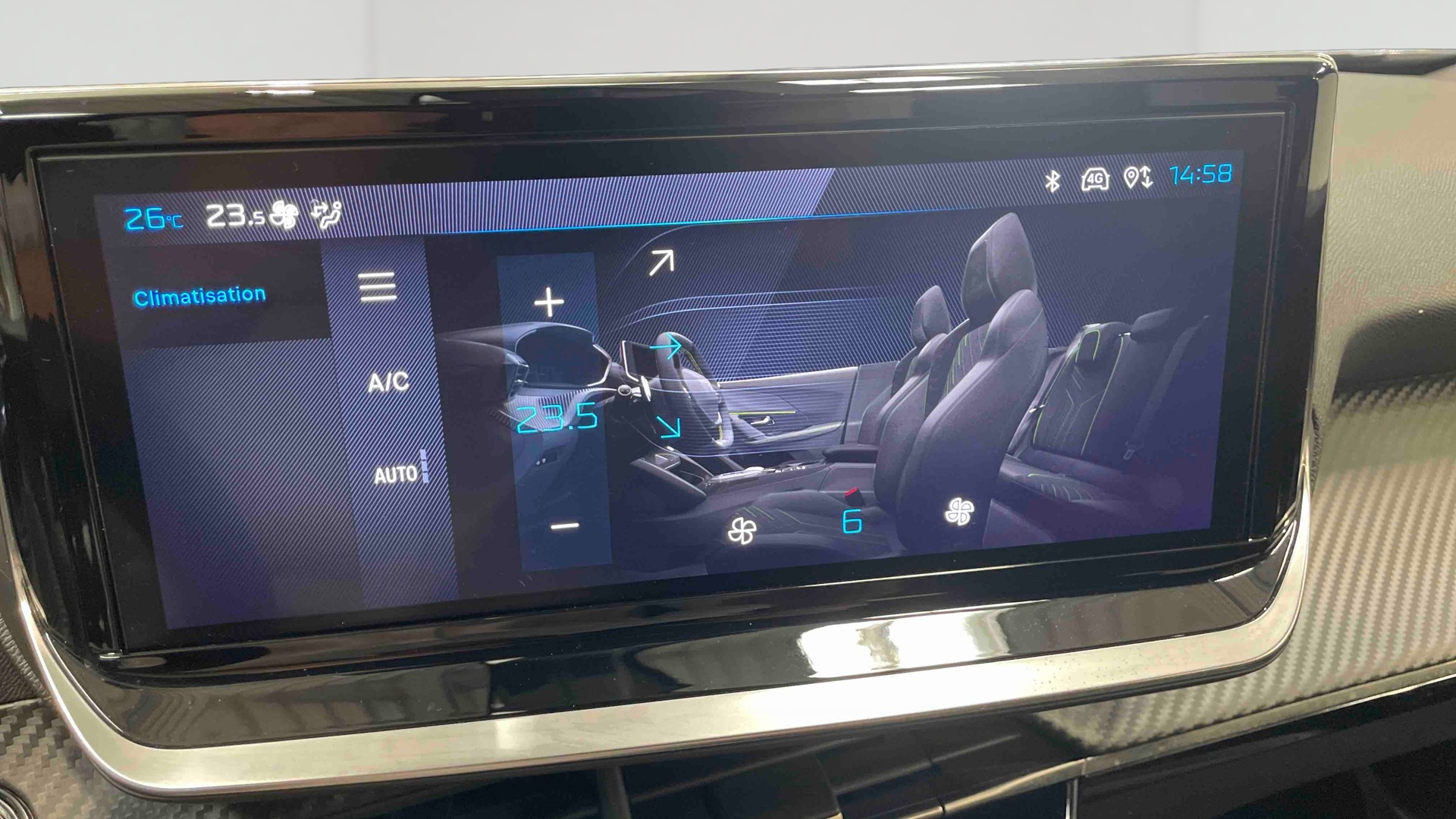 PEUGEOT 2008 Hybrid 145 e-DCS6 Allure