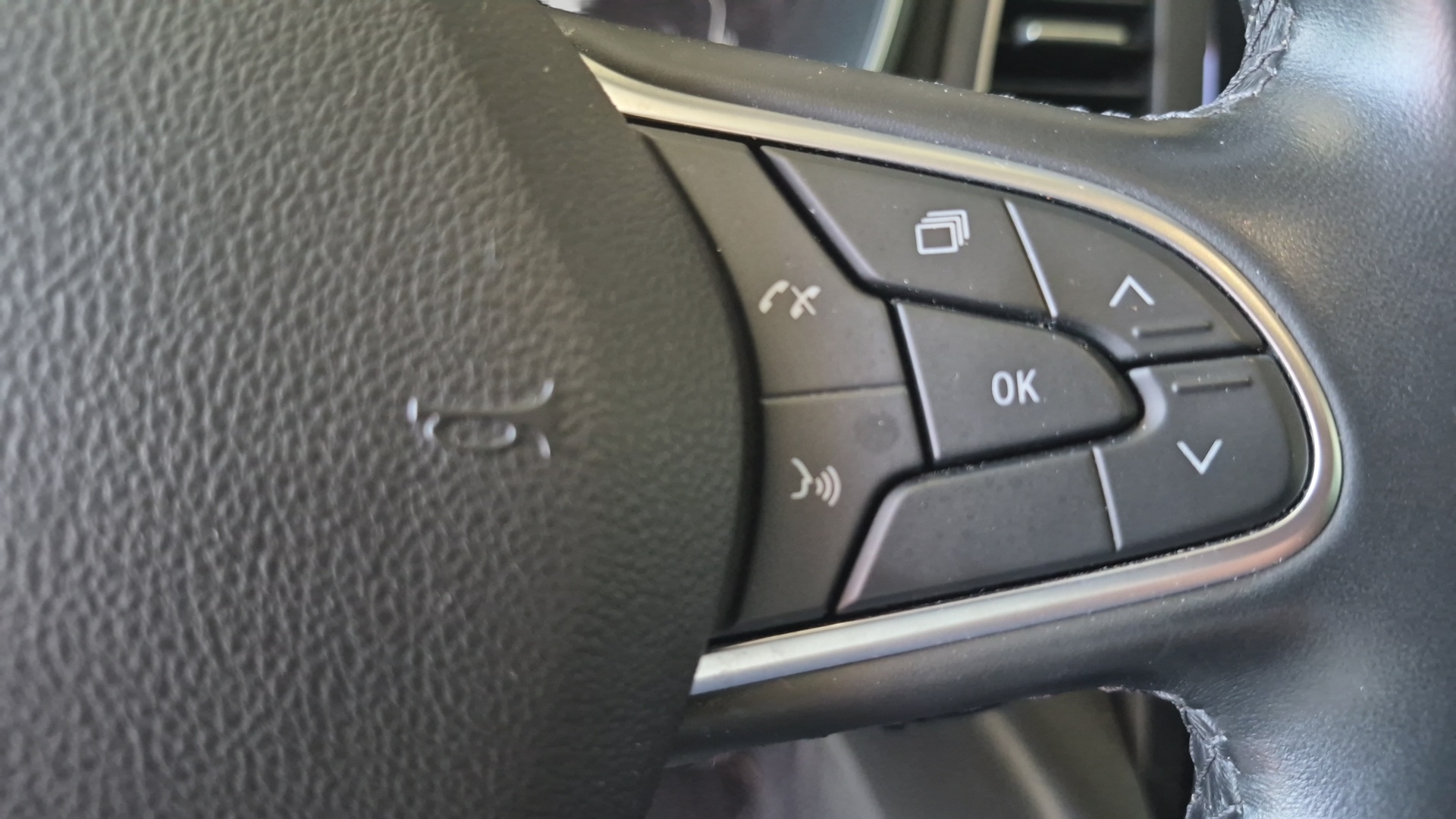 RENAULT MEGANE IV ESTATE Blue dCi 115 EDC - 21B Intens