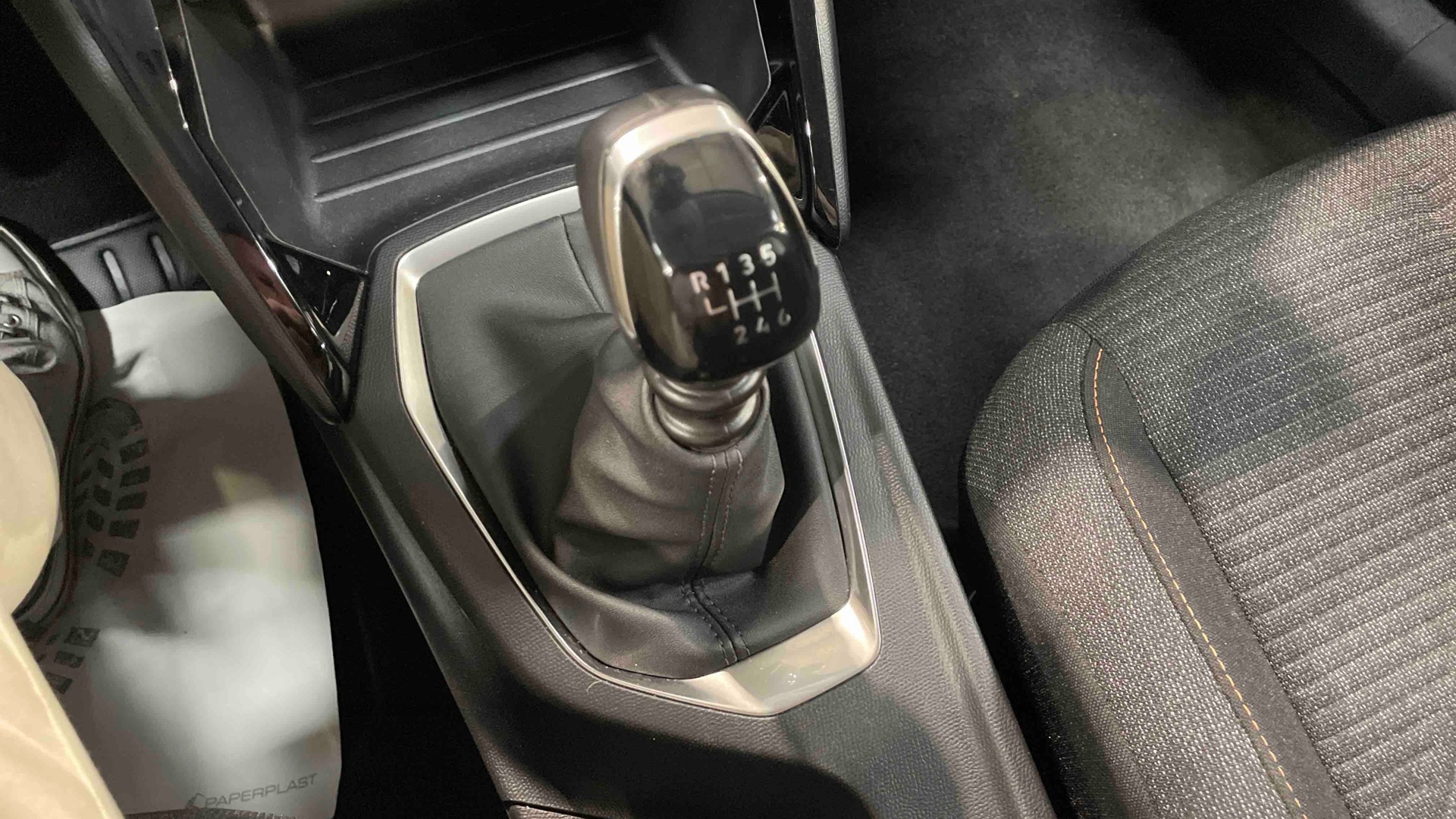 PEUGEOT 208 100 S&S BVM6 Style