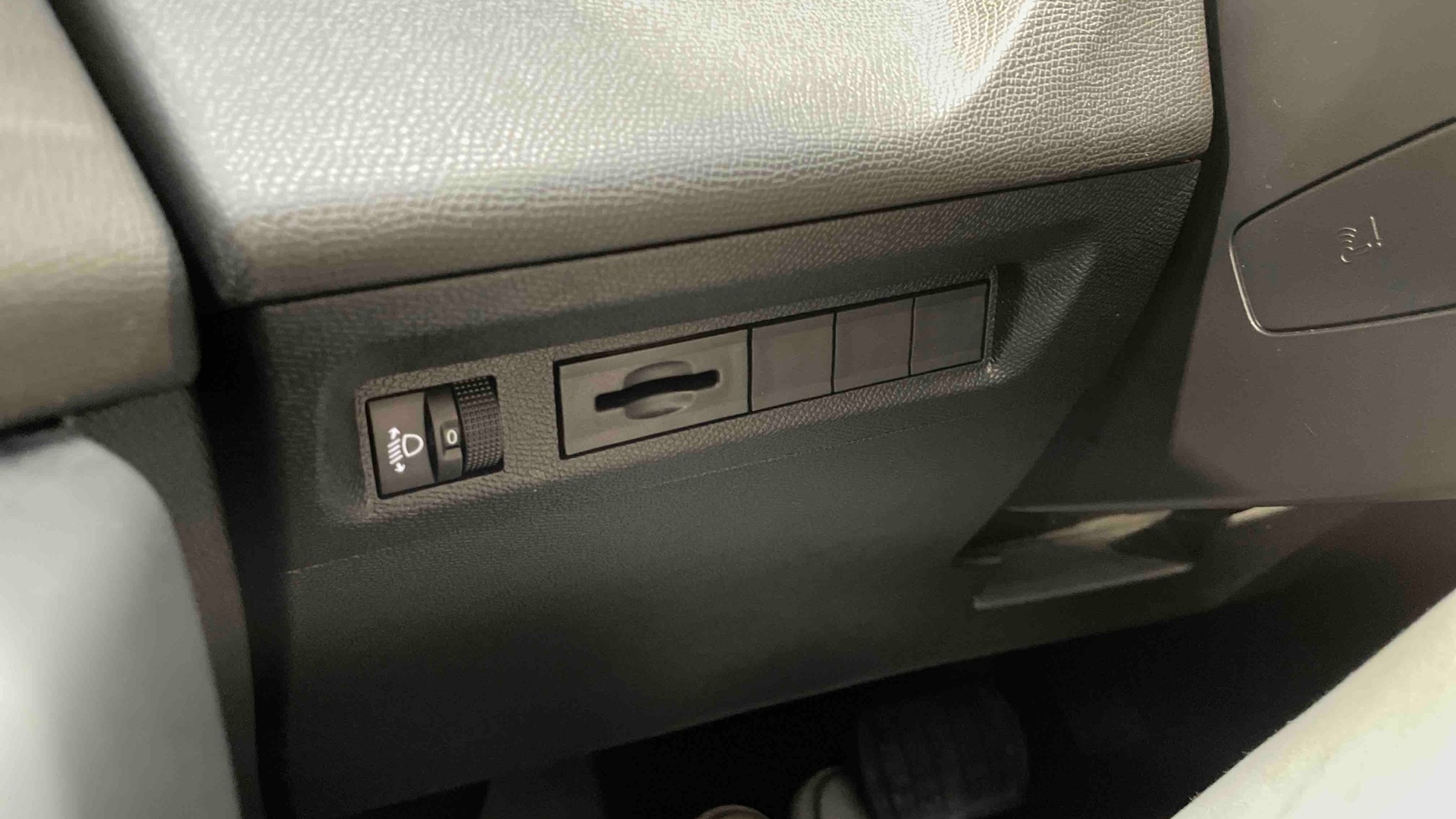 PEUGEOT 308 BlueHDi 130ch S&S EAT8 Allure - 5P