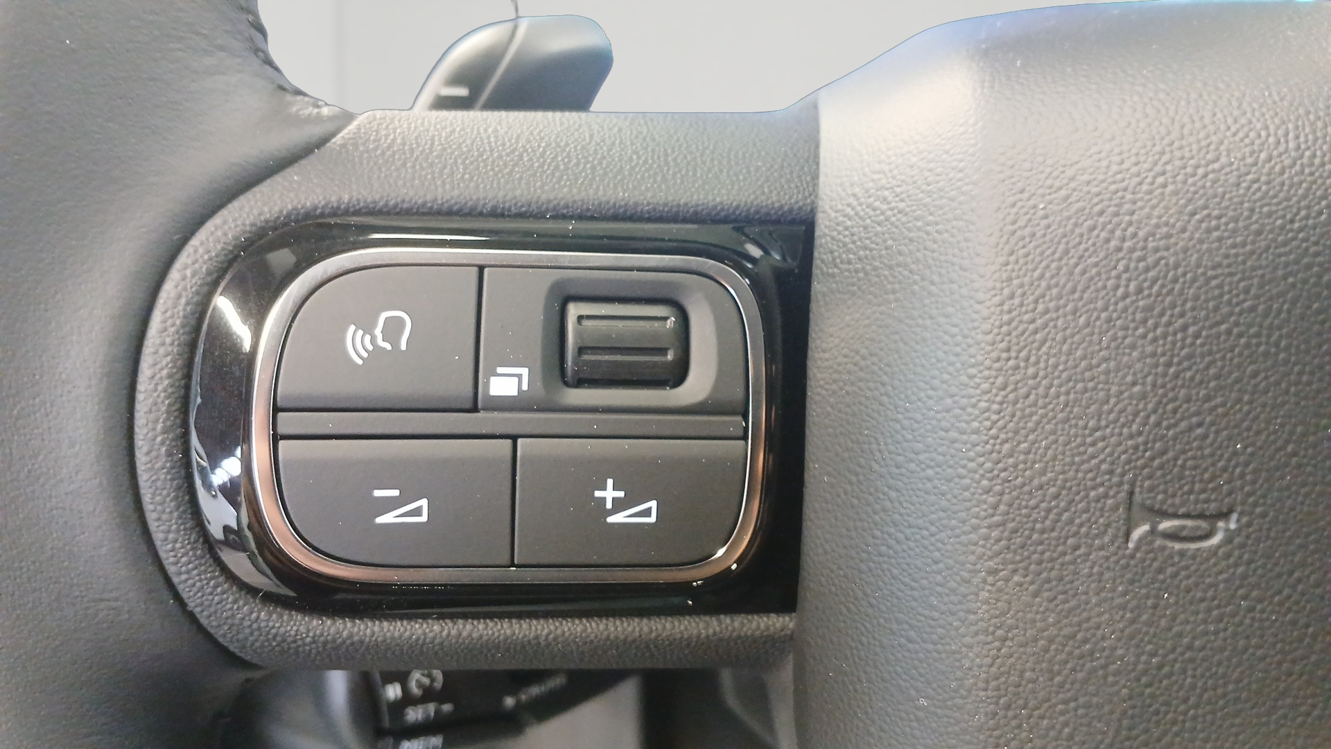 CITROEN C5 AIRCROSS Aircross Hybride rechargeable 180 ë-EAT8 Feel Pack
