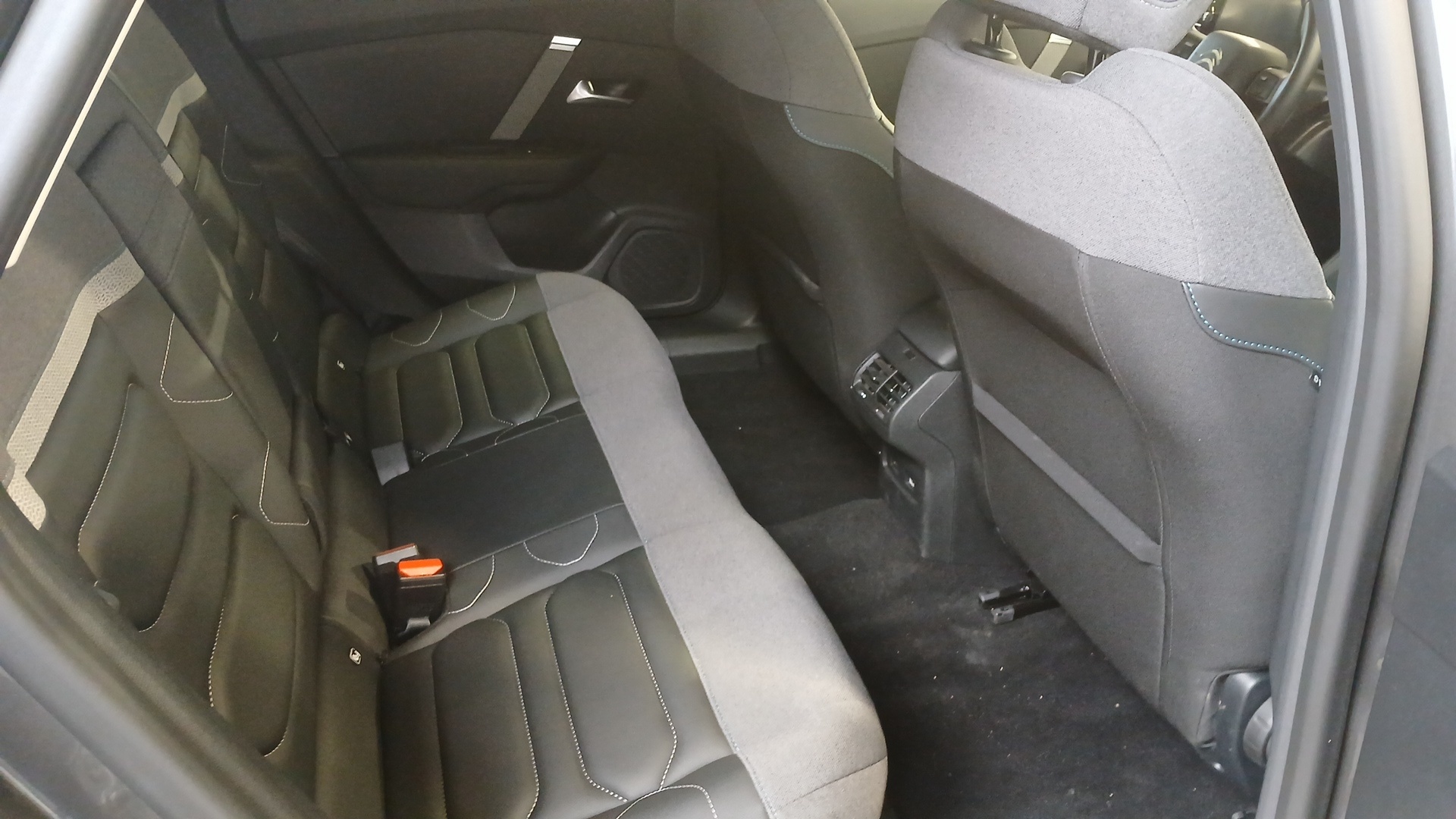 CITROEN C4 BlueHDi 130ch EAT8 MAX