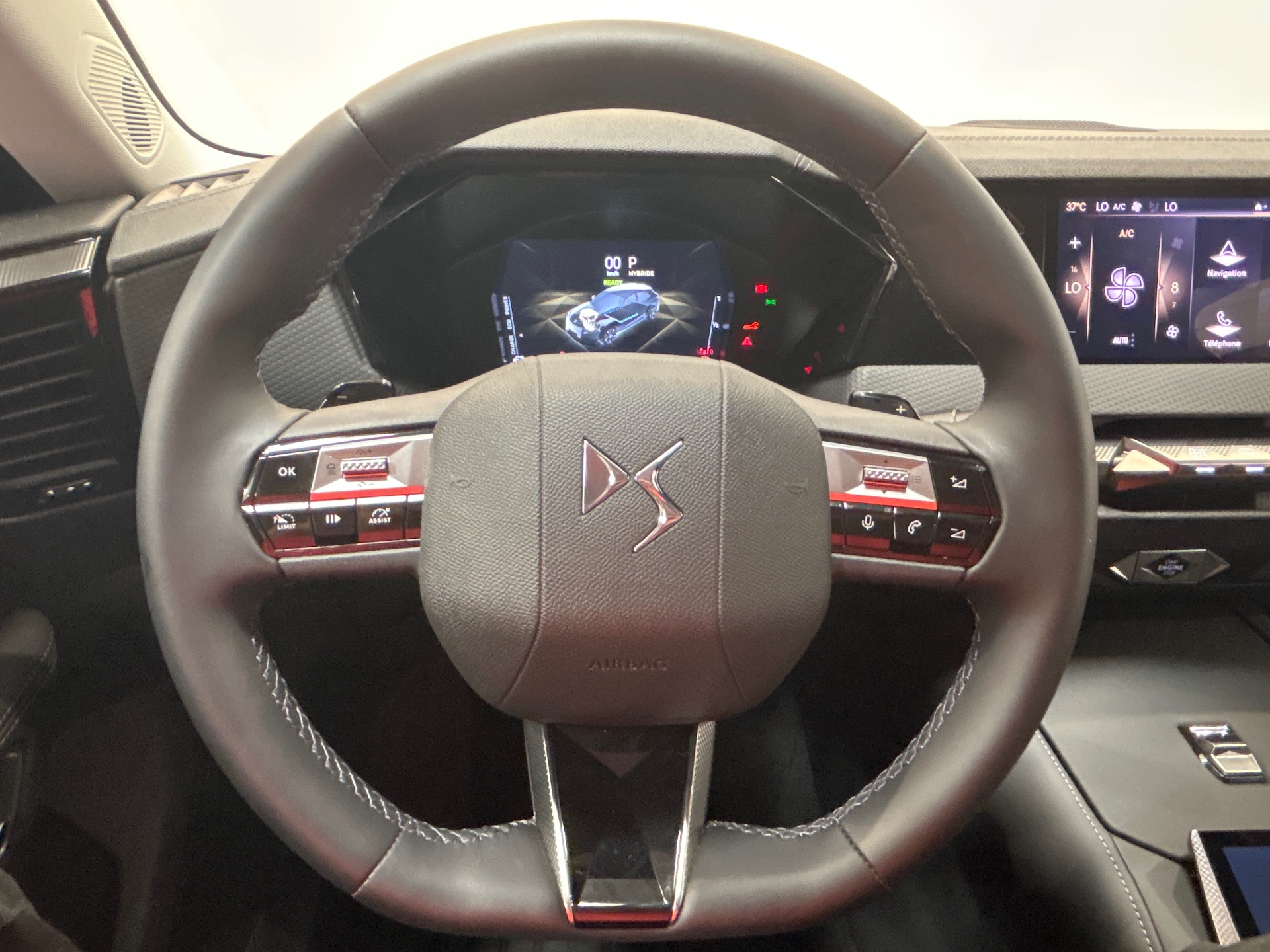 DS DS 4 4 E-TENSE 225 CROSS TROCADERO