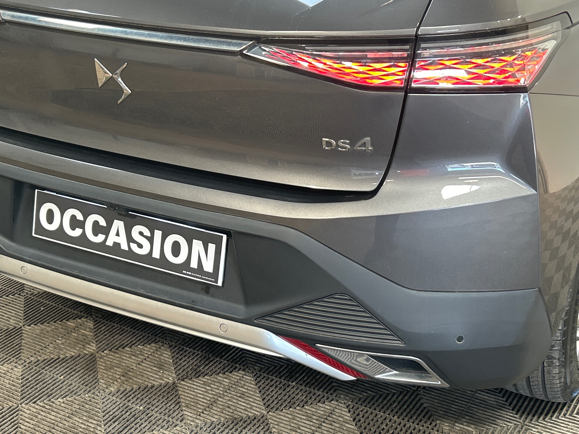 DS DS 4 4 E-TENSE 225 CROSS TROCADERO