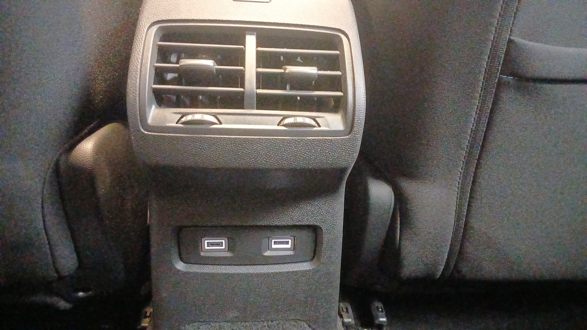 CITROEN C4 BlueHDi 130ch EAT8 MAX