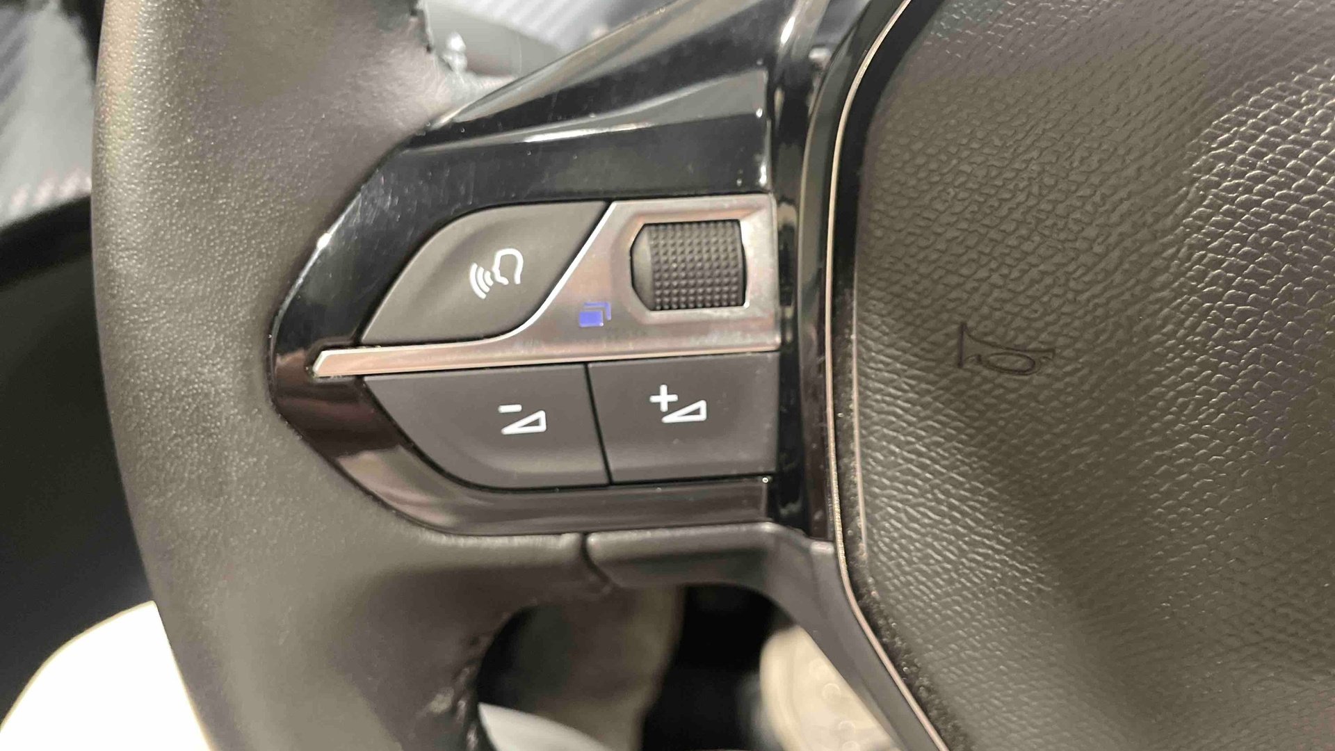 PEUGEOT 208 100 S&S BVM6 Style