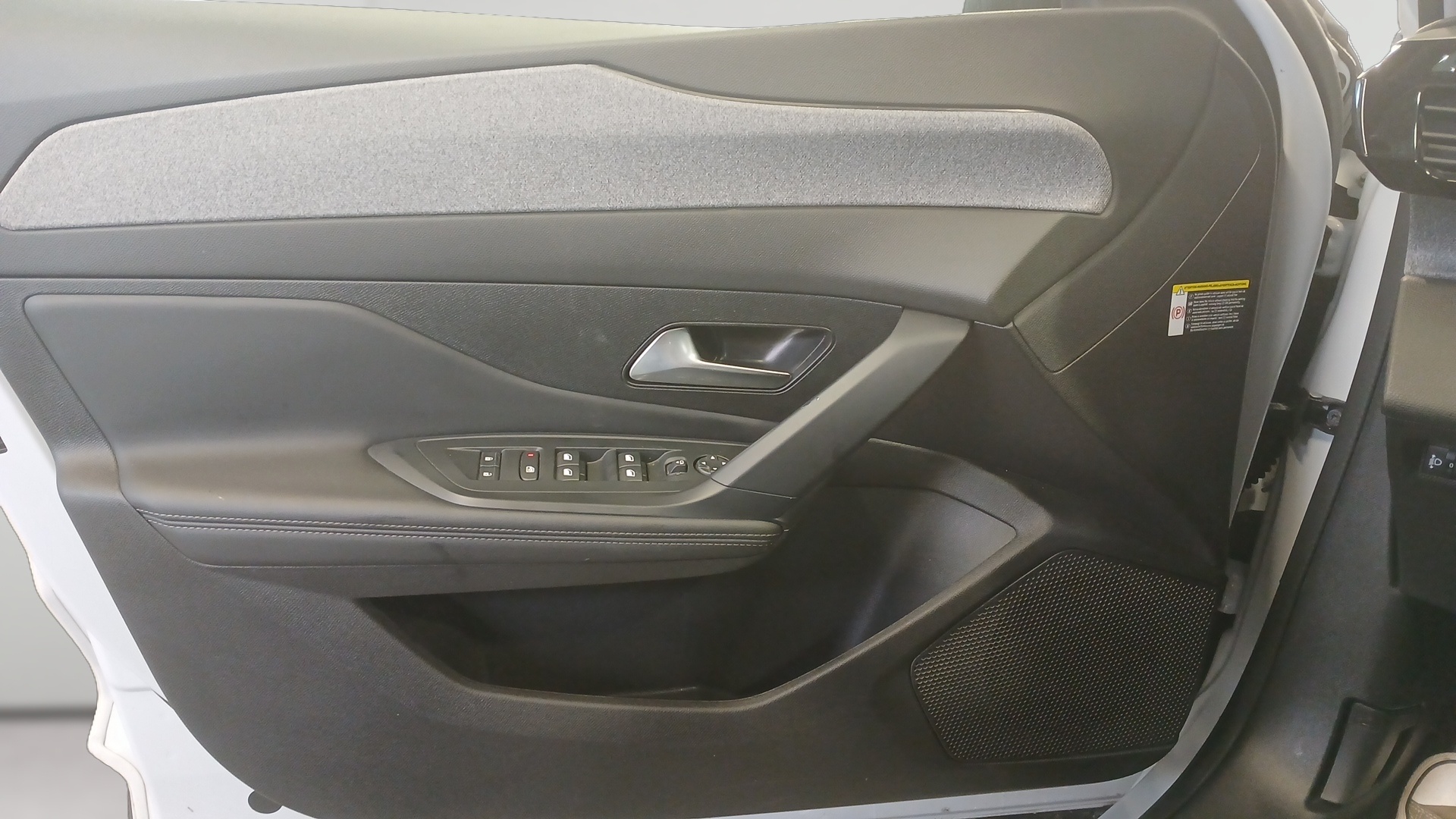 PEUGEOT 408 Allure Hybrid 145 ch e-DCS6