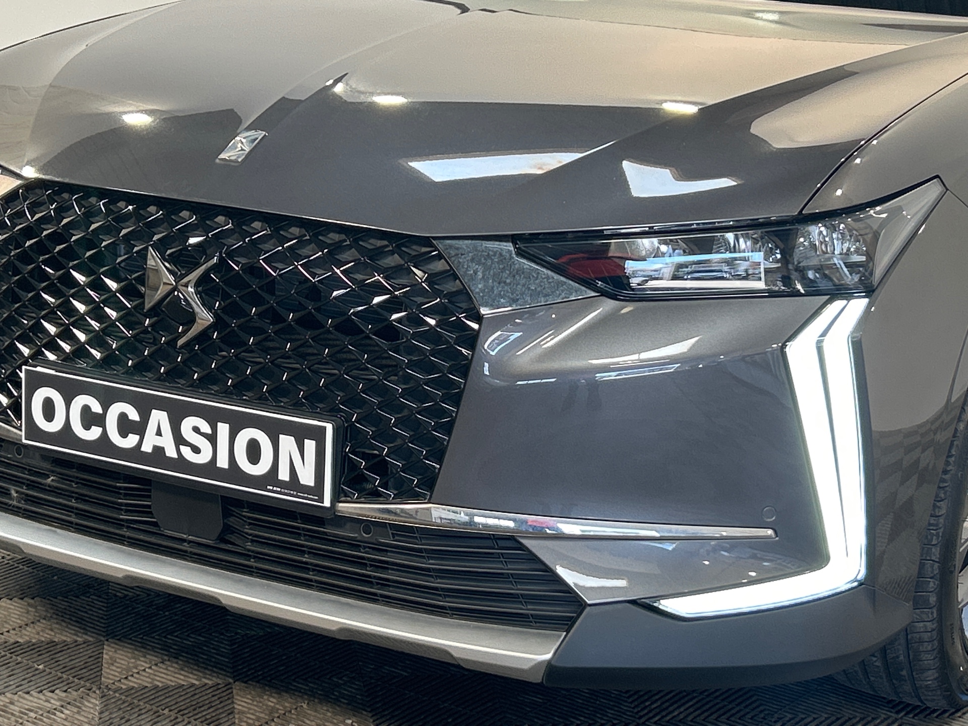 DS DS 4 4 E-TENSE 225 CROSS TROCADERO