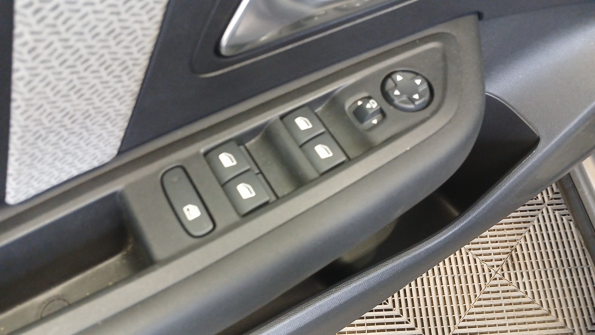 CITROEN C4 BlueHDi 130ch EAT8 MAX