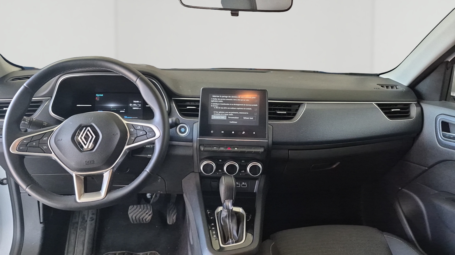RENAULT ARKANA E-Tech 145 - 23 Evolution